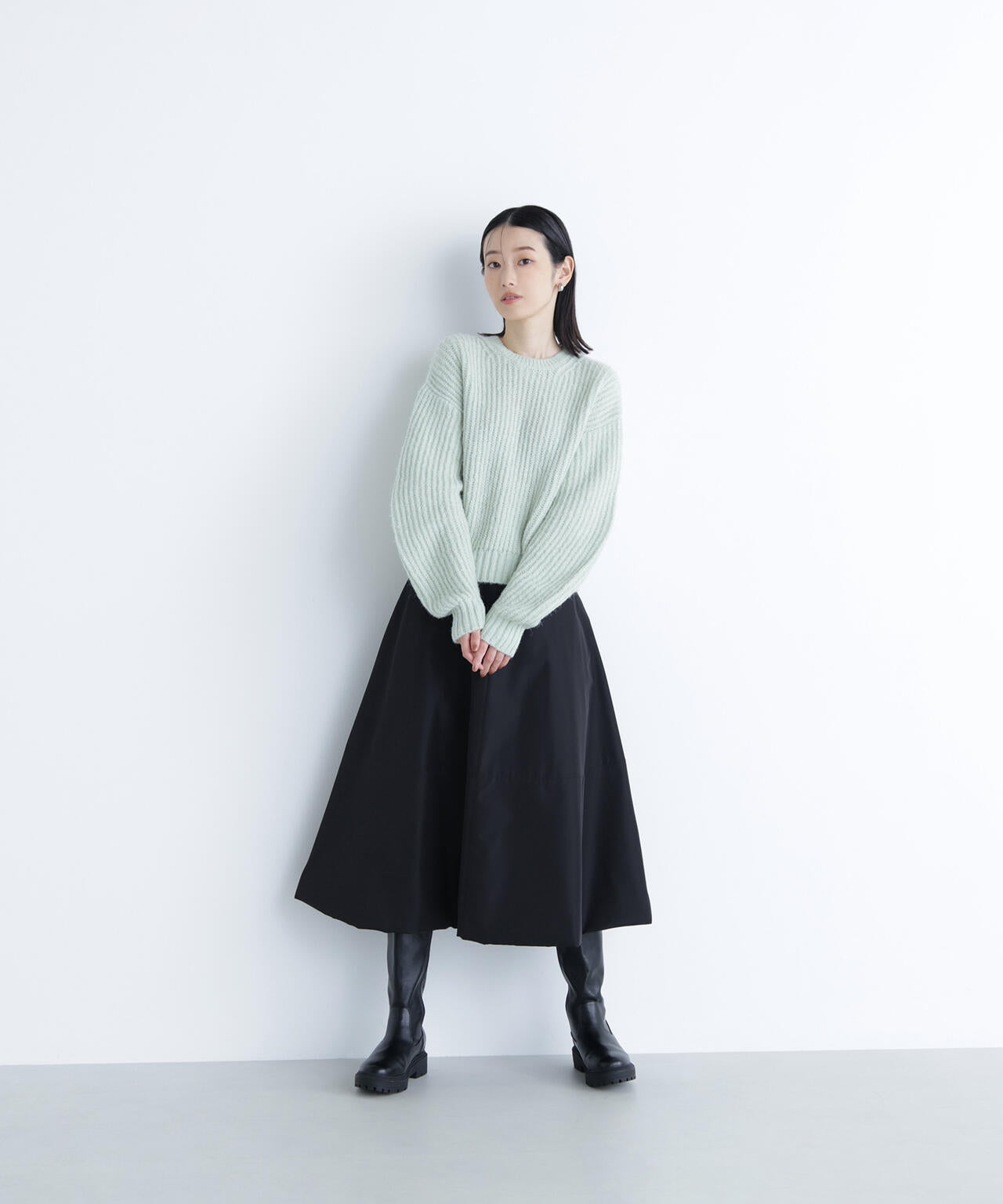 【BLANC】クロップドアゼフォルムニット