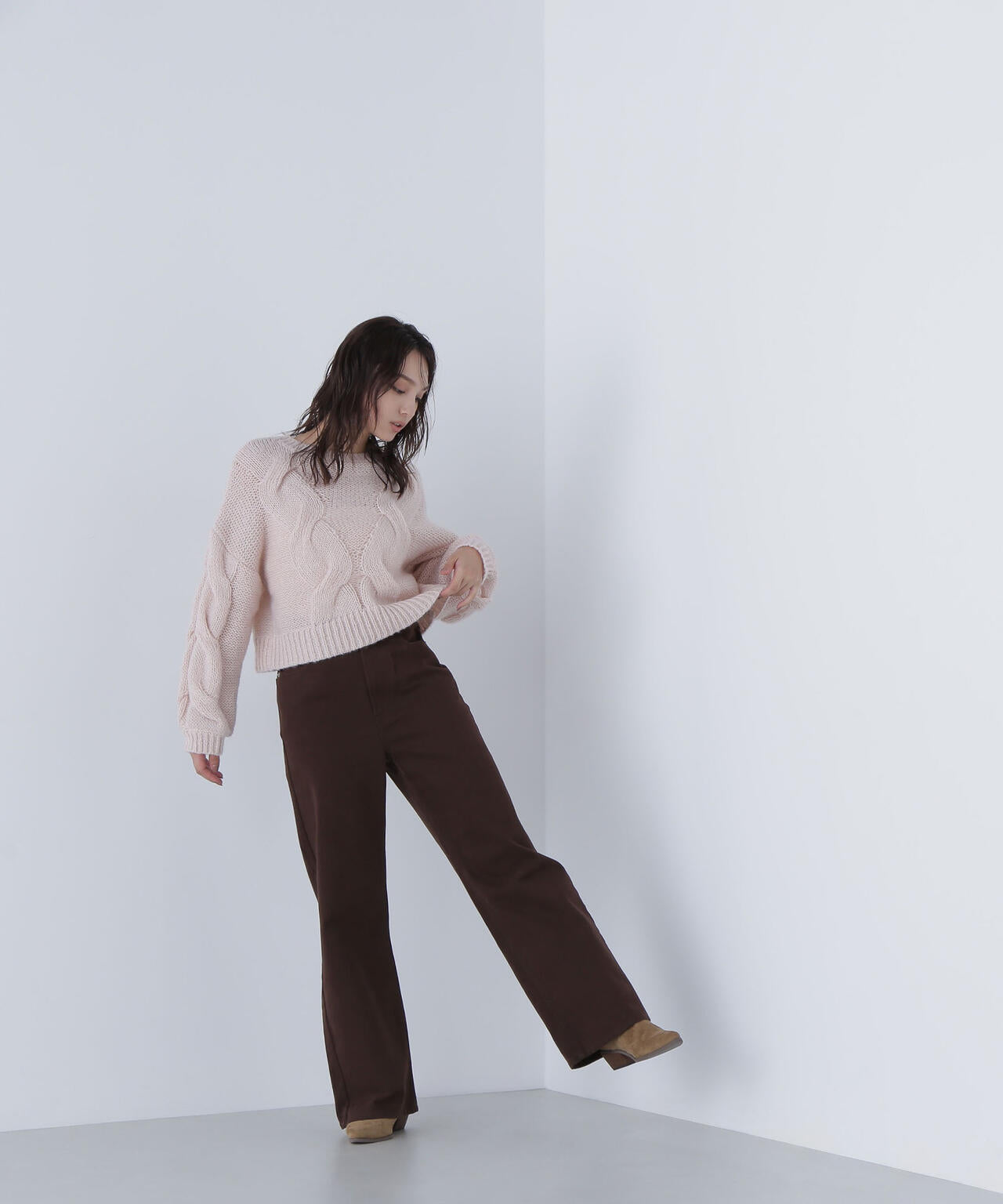 【Oggi掲載】クロップドビッグケーブルニット