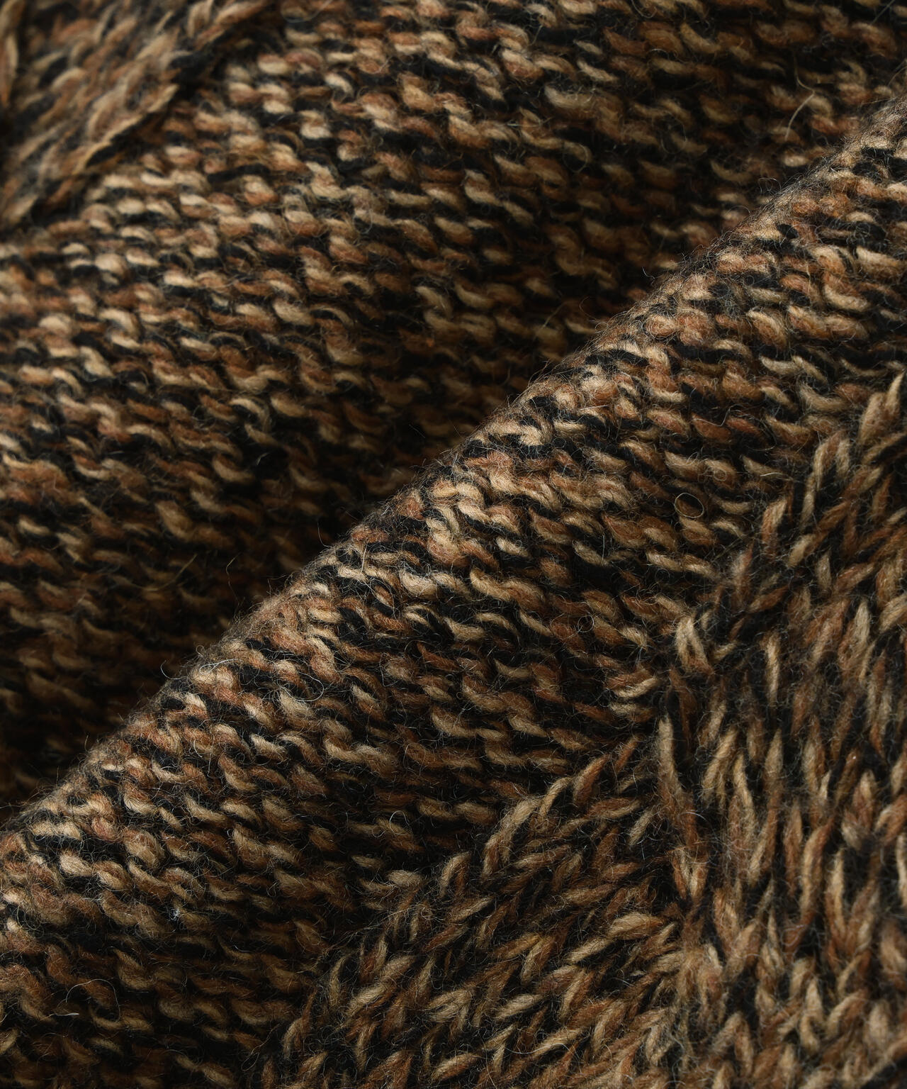 Vネックケーブルニット | NATURAL BEAUTY BASIC（ナチュラル