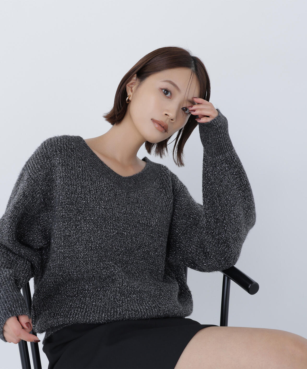 Vネックボクシーラメニット | NATURAL BEAUTY BASIC（ナチュラル