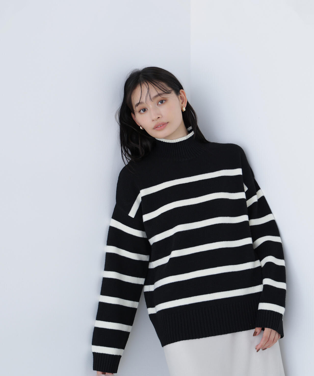 ナチュラルビューティーベーシック（NATURAL BEAUTY BASIC）/バックボタンタートルニット バックボタンタートルニット | NATURAL BEAUTY BASIC（ナチュラル