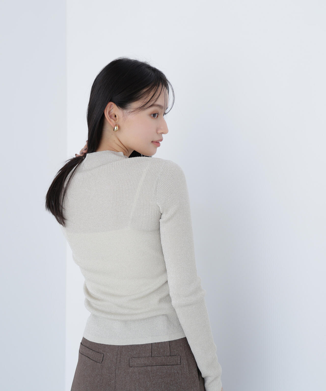 シャイニーハイネックニット | NATURAL BEAUTY BASIC（ナチュラル