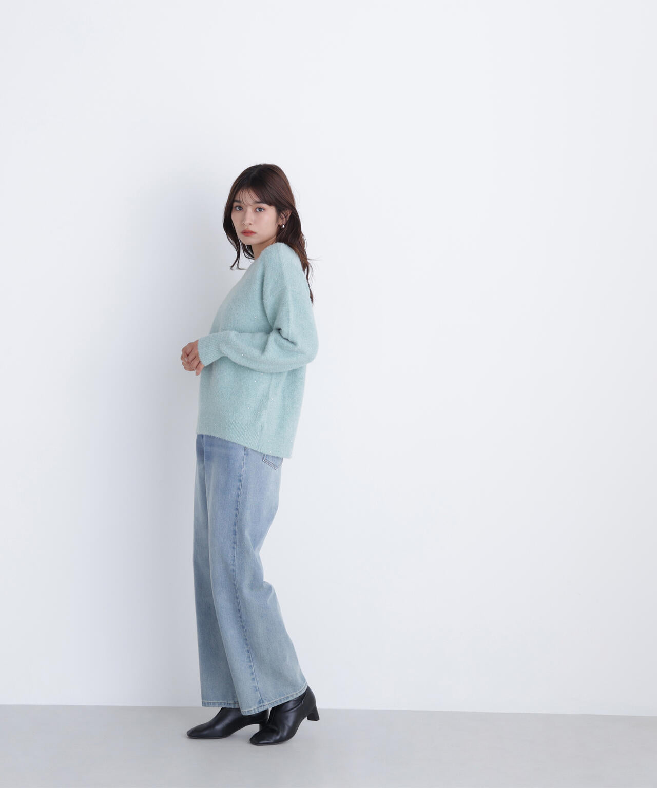 スパンコールフェザーラメニット