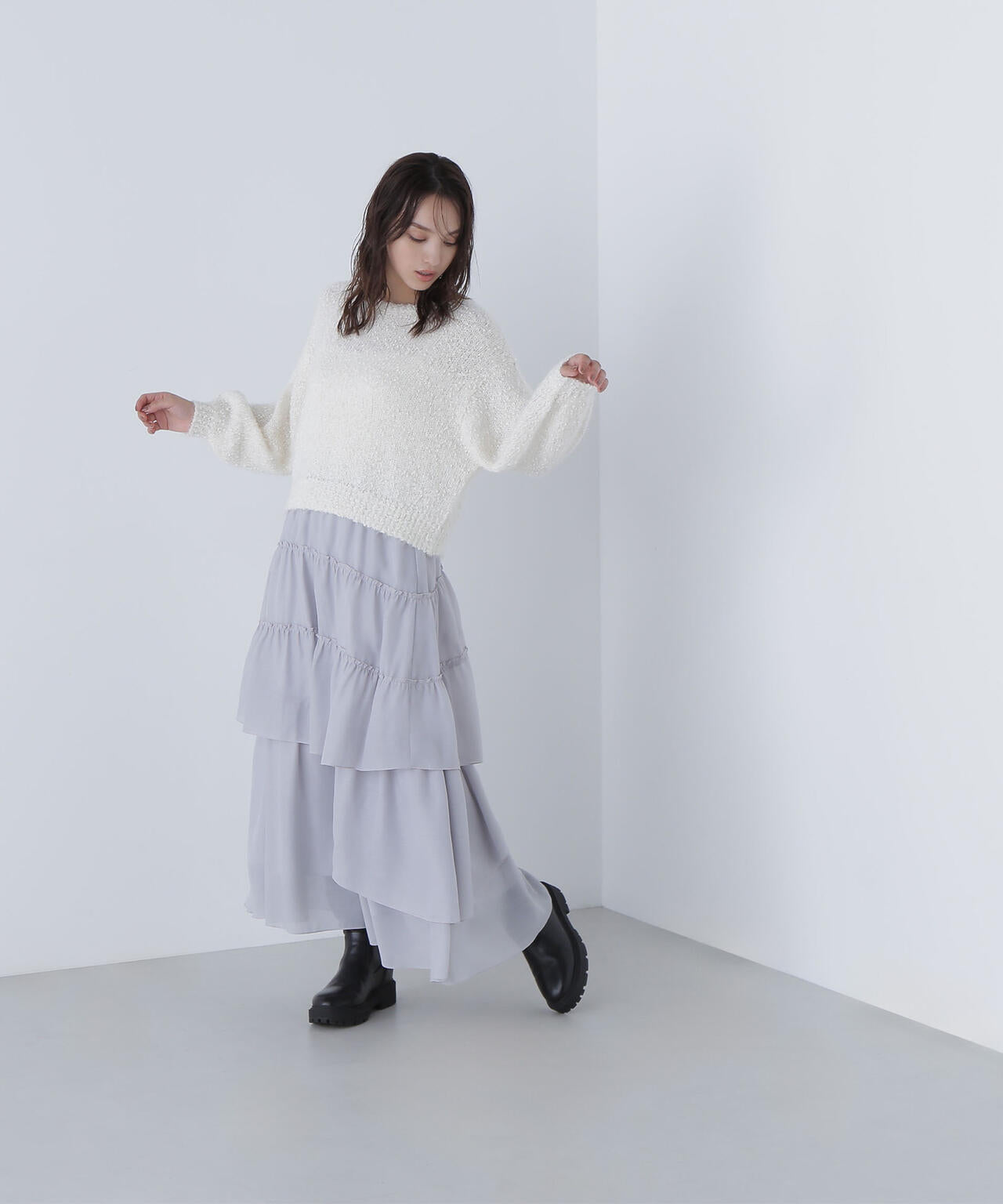 フェザーネップニット