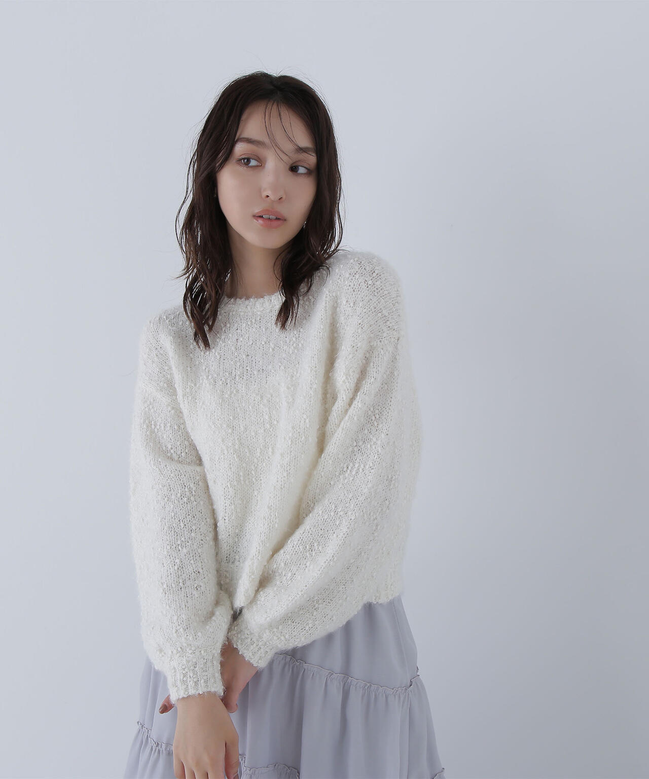 フェザーネップニット