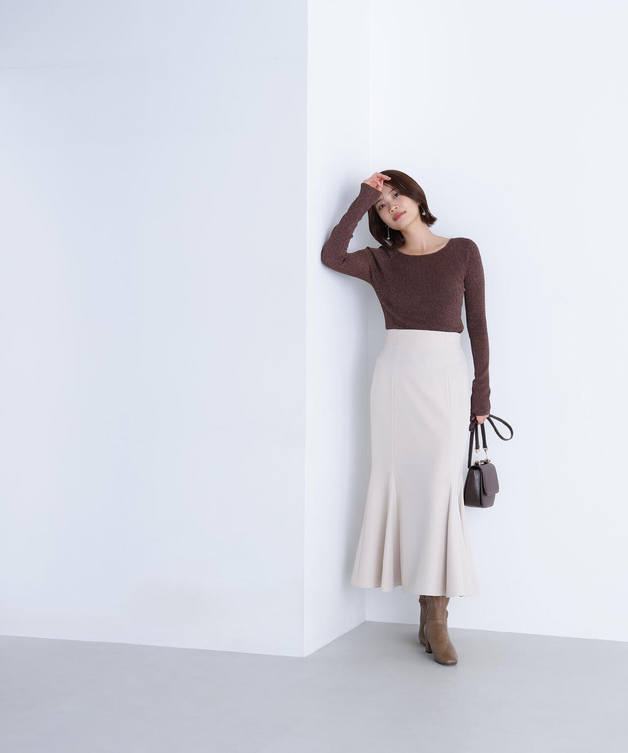 ラメリブボートネックニット