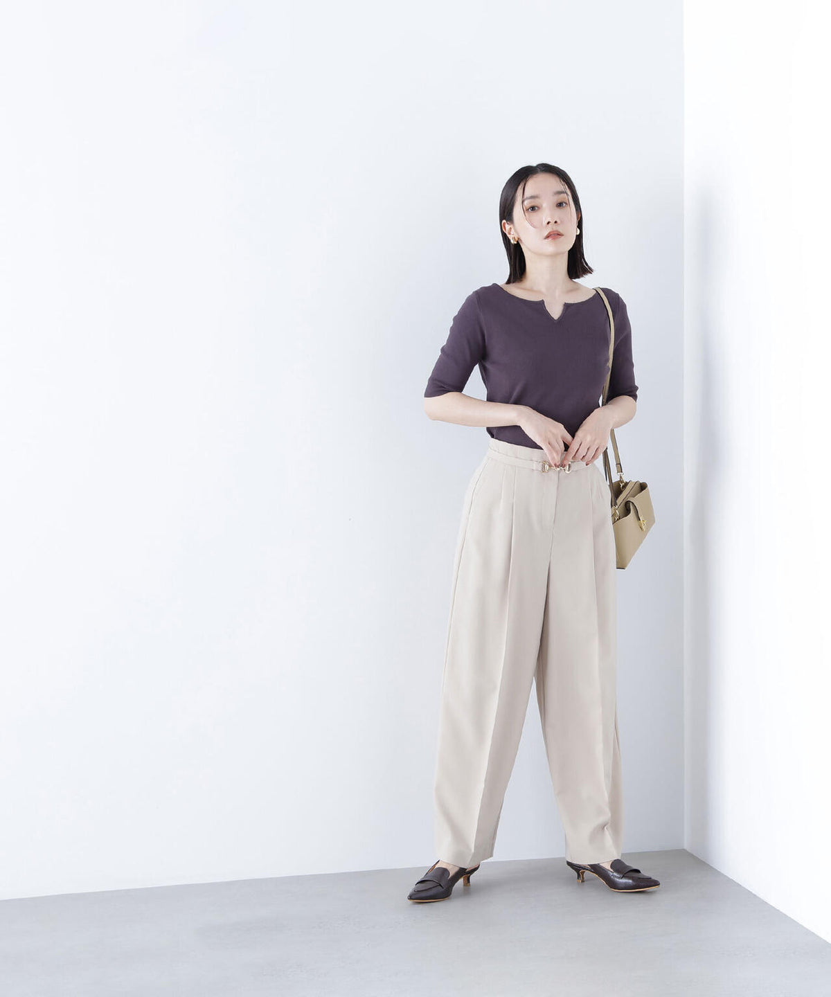 総針ベーシックシリーズ キーネックニット＊