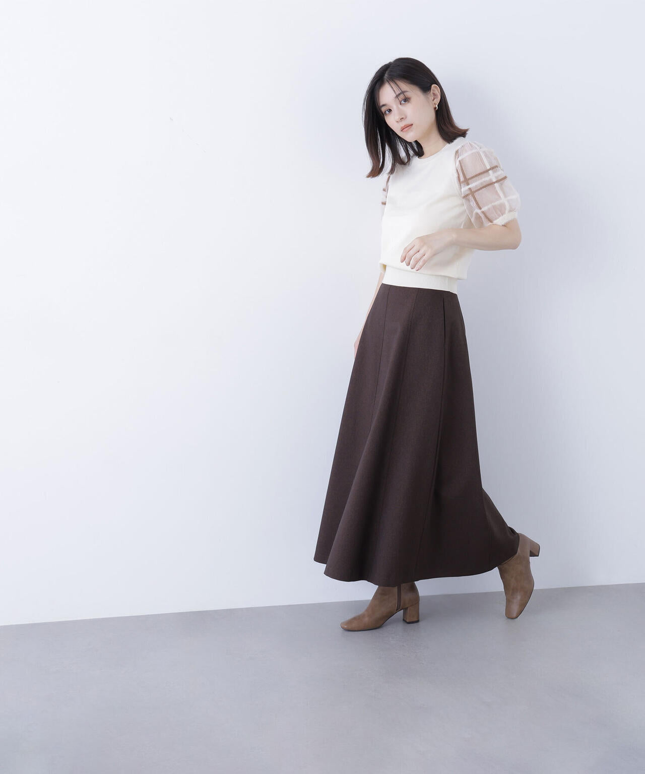 シアーチェックスリーブニット