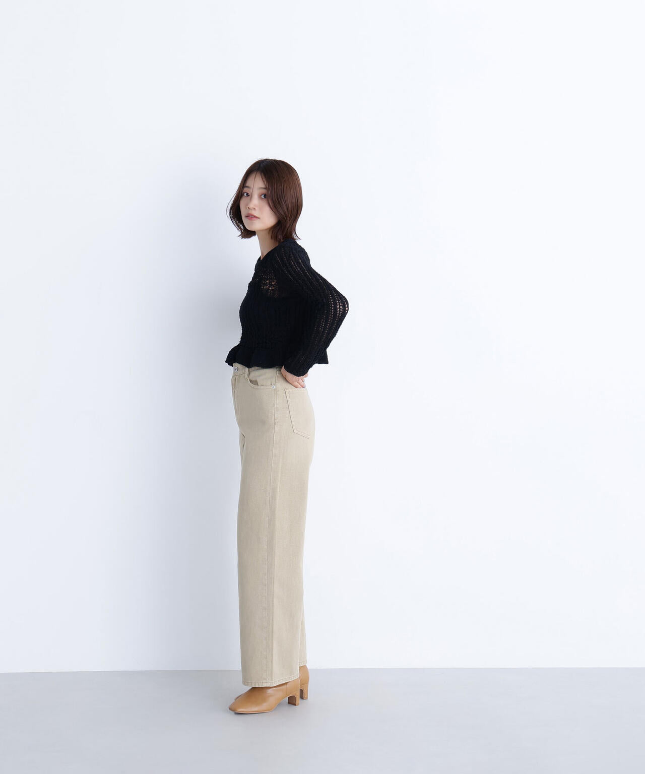 クロップドレースメッシュニット