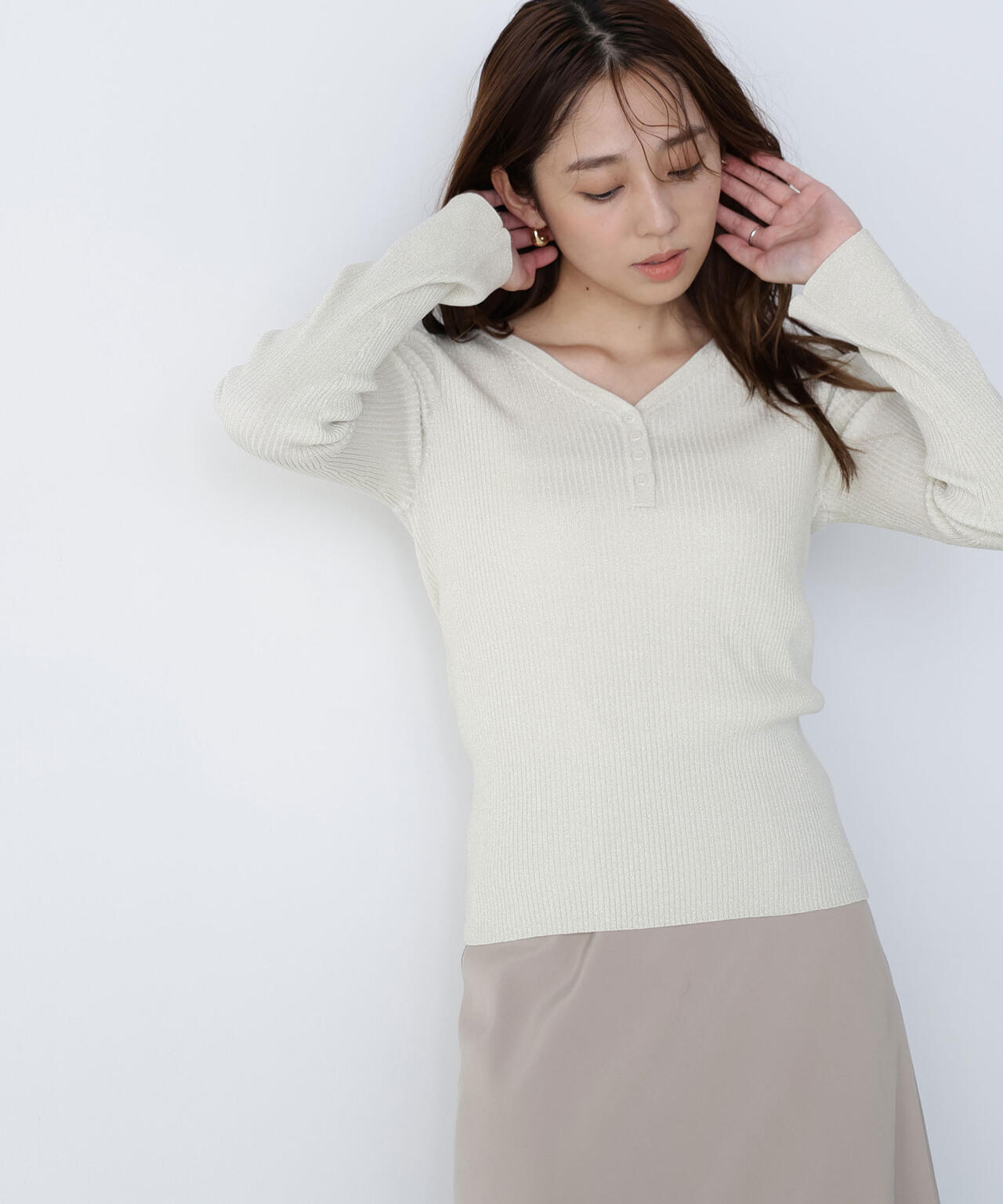 フロントボタンラメリブニット