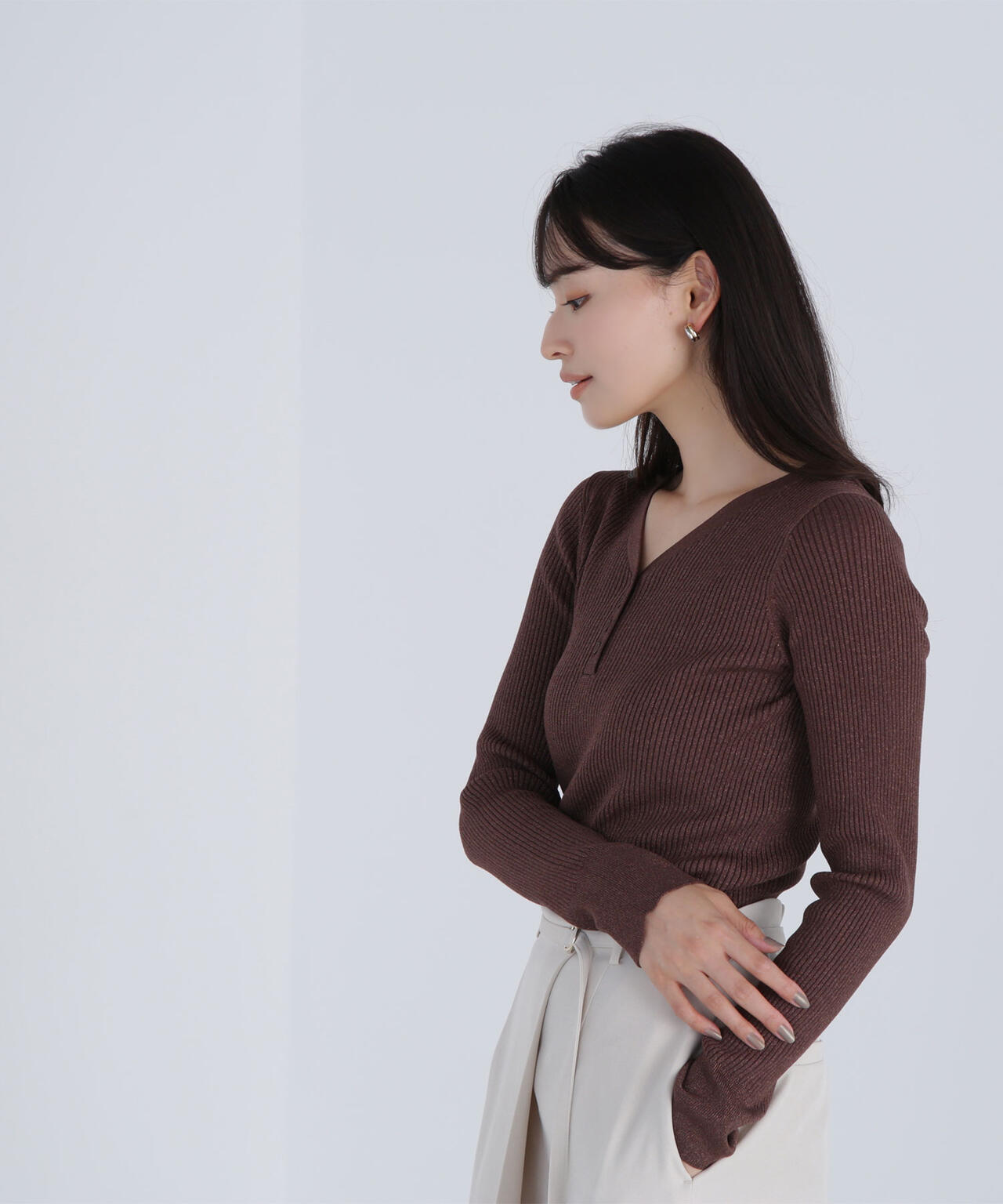 フロントボタンラメリブニット