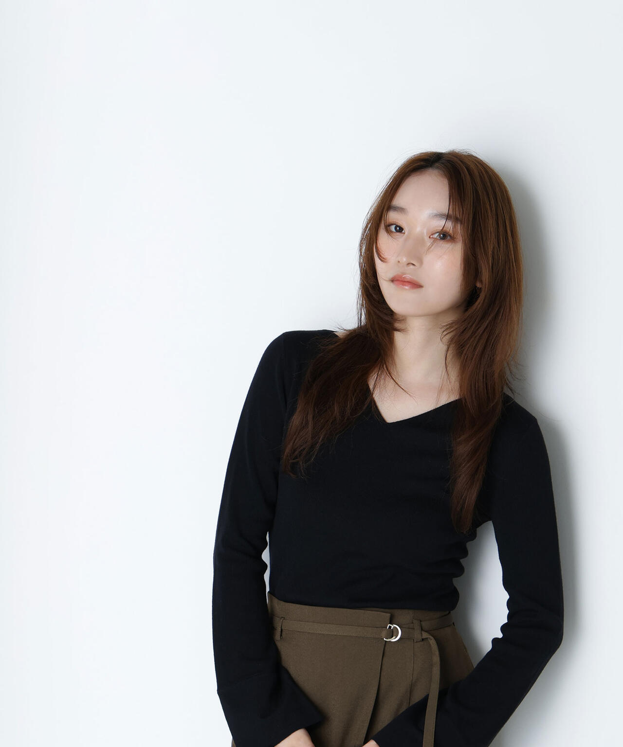 ニュアンスネックフレアスリーブニット