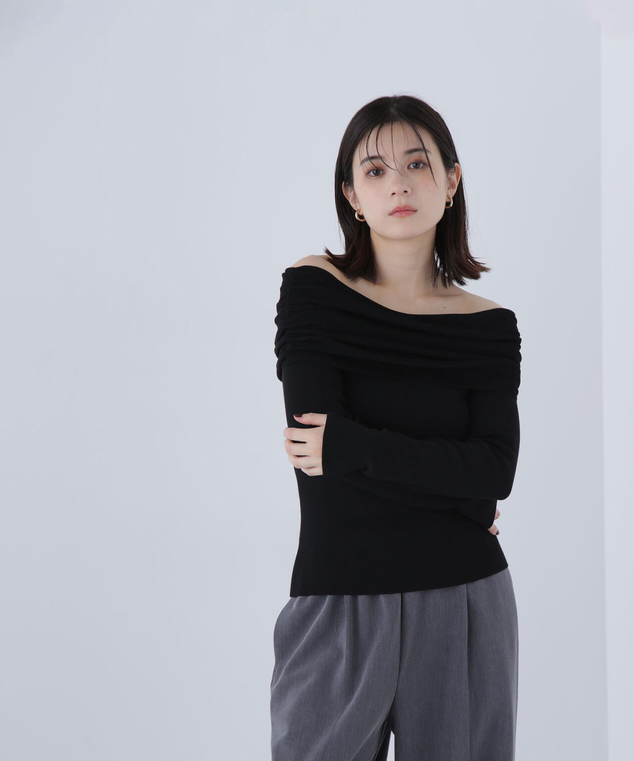 オフショルコンパクトニット