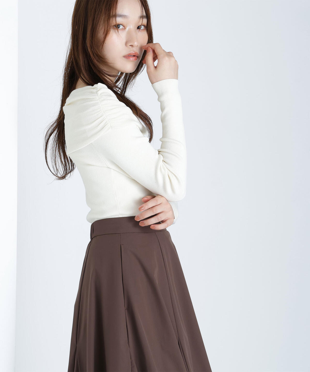 オフショルコンパクトニット