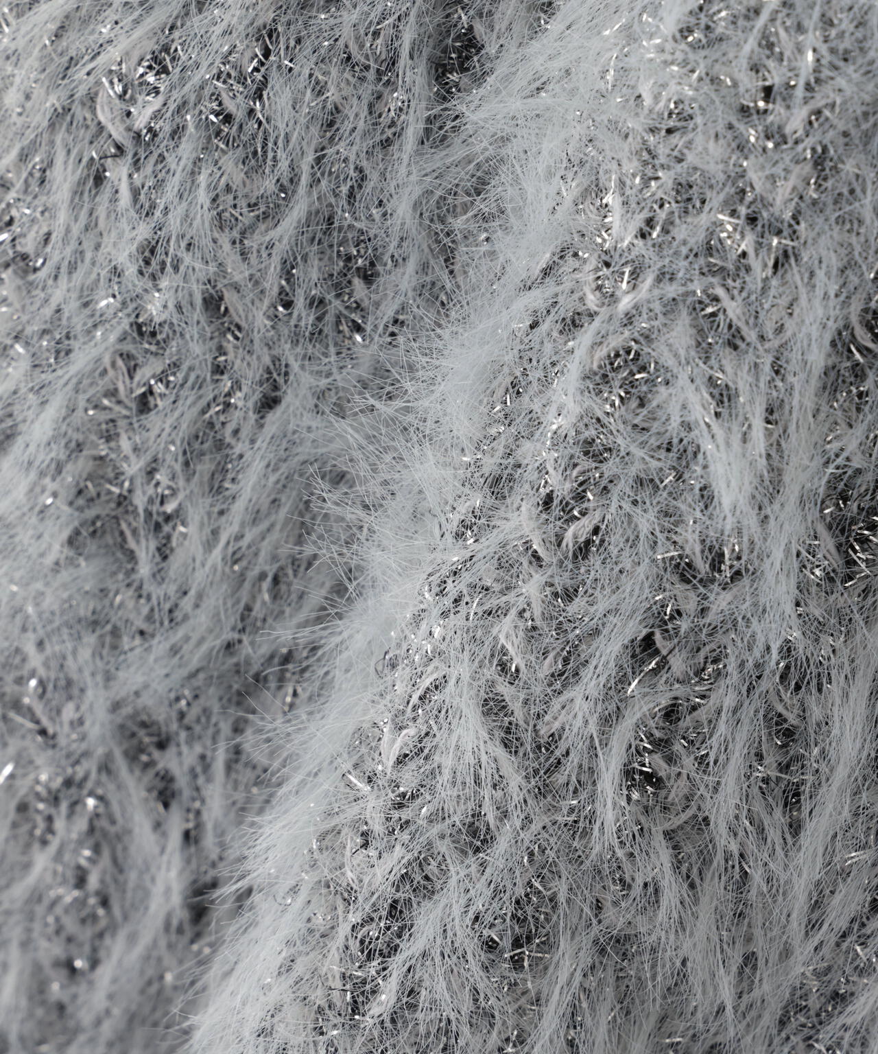 【Oggi掲載】キーネックシャギーラメニット