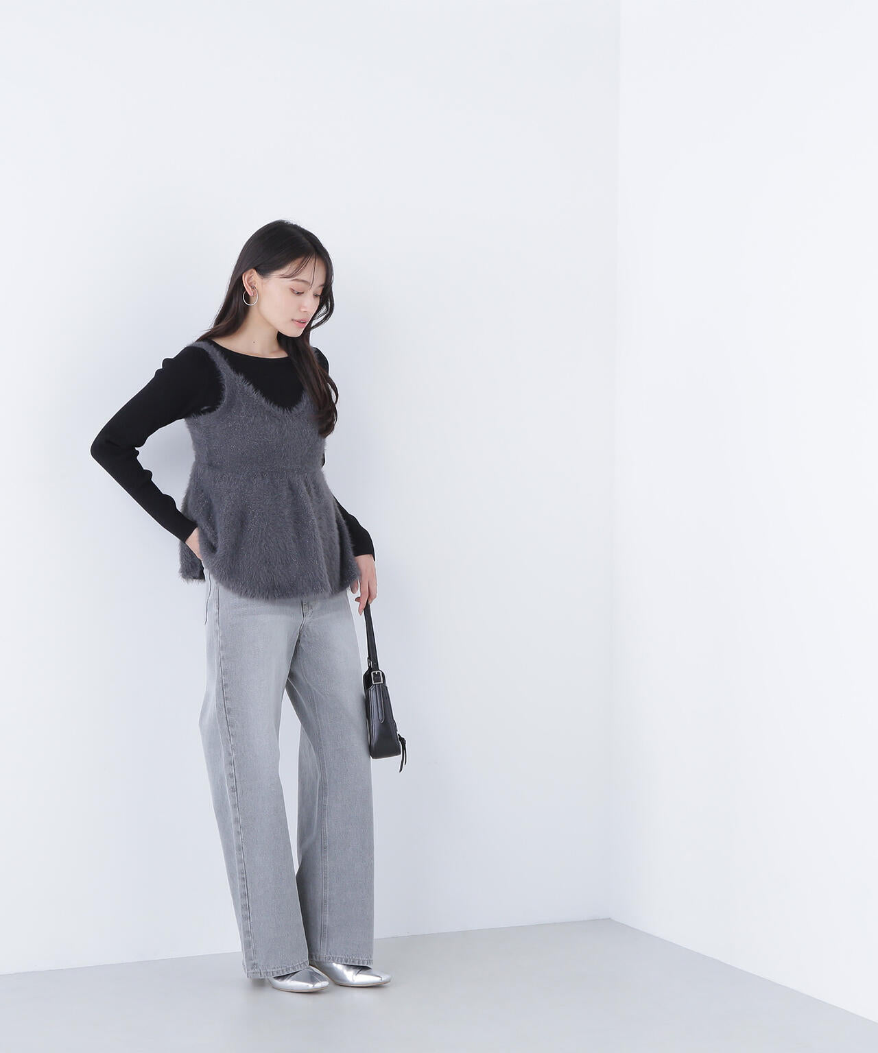 【タカシマヤゲートタワーモール・mix.tokyo 限定カラー:ブラウンxオフ】ヘアリーペプラムキャミセットニット