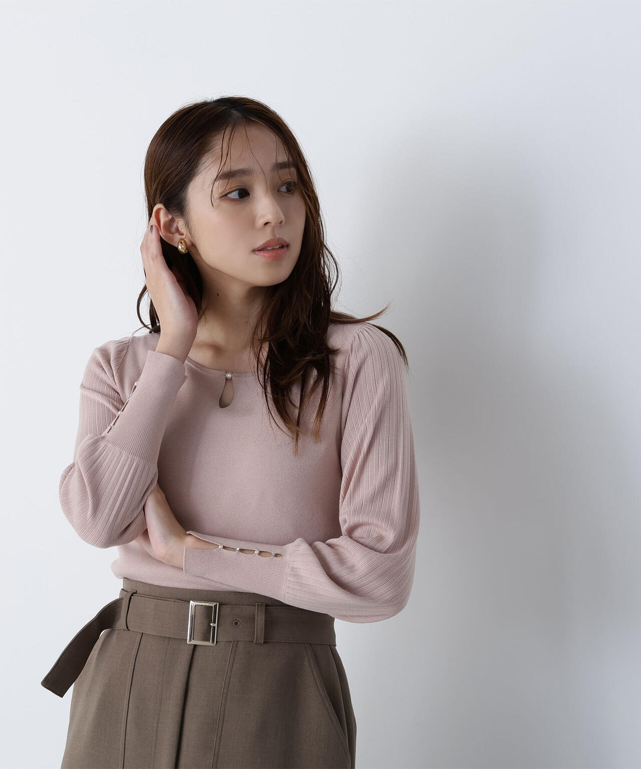 ビジュースリットプリーツニット