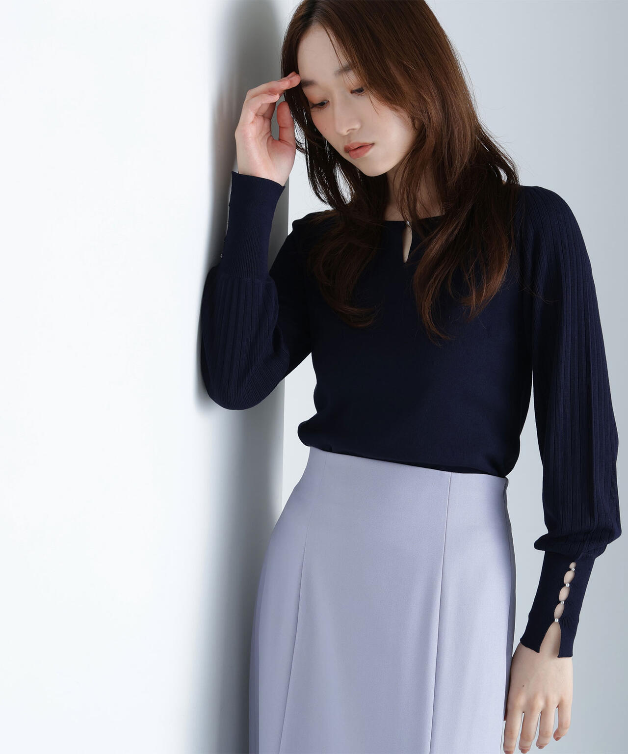 ビジュースリットプリーツニット