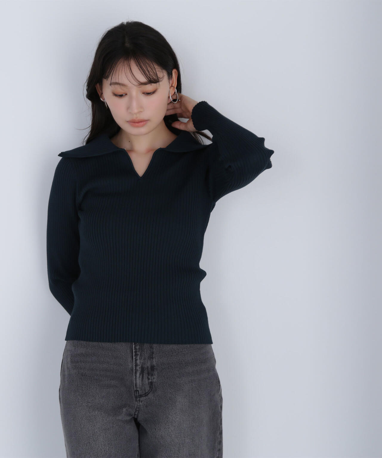 襟付コンパクトリブニット