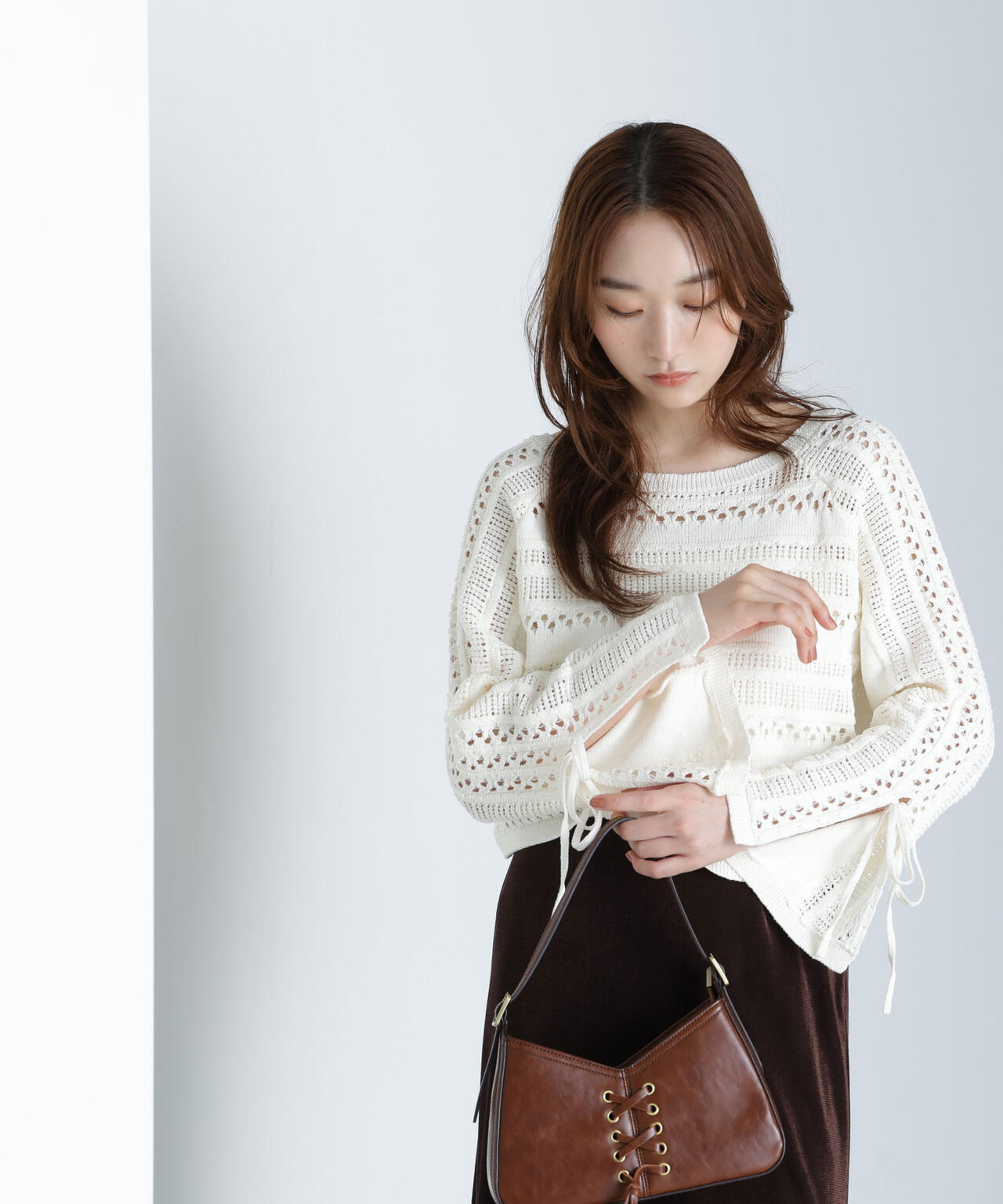 透かし編みリボンスリーブニット