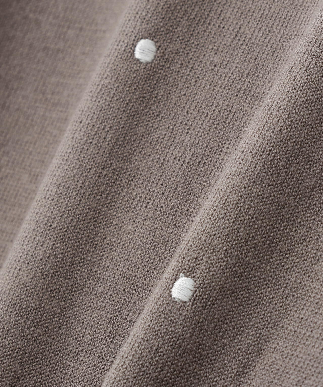 ドット刺繍ハーフスリーブニット | NATURAL BEAUTY BASIC（ナチュラル