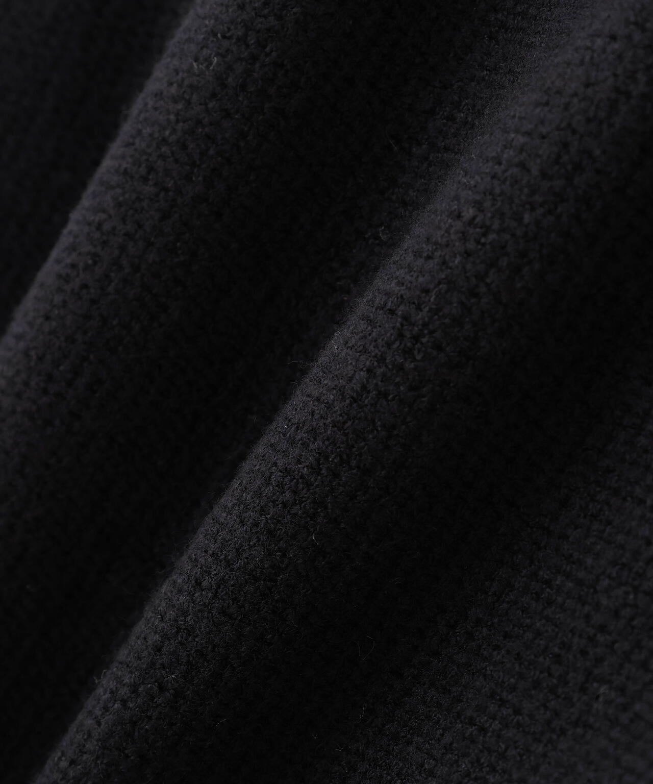 パールネックニット