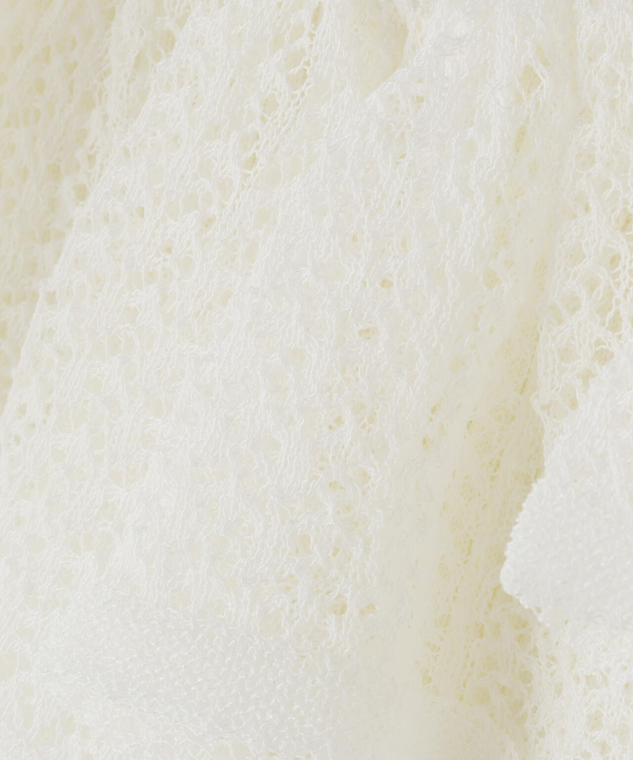 レーストリムリブニット