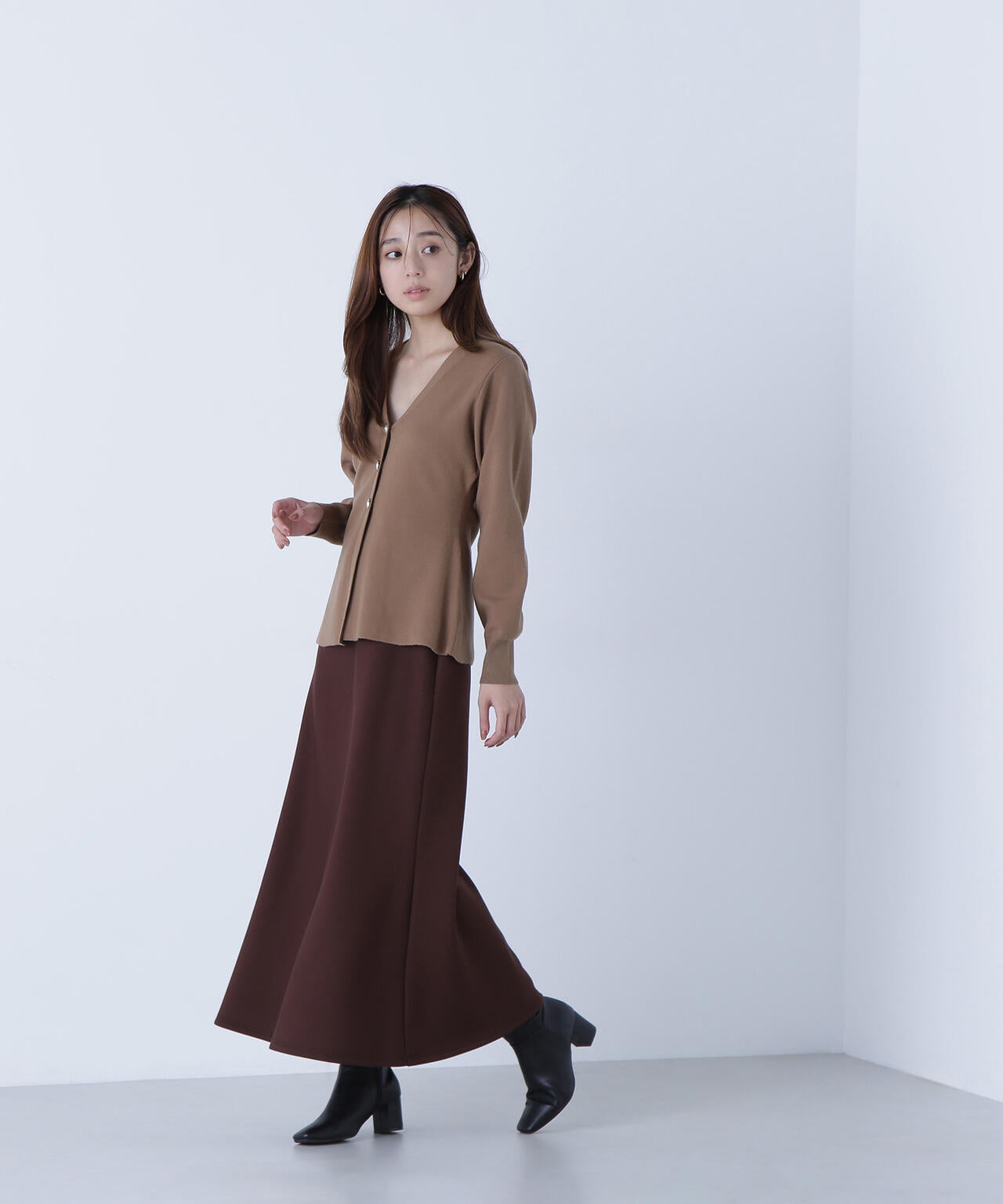 ウエストシェイプスリットカーディガン