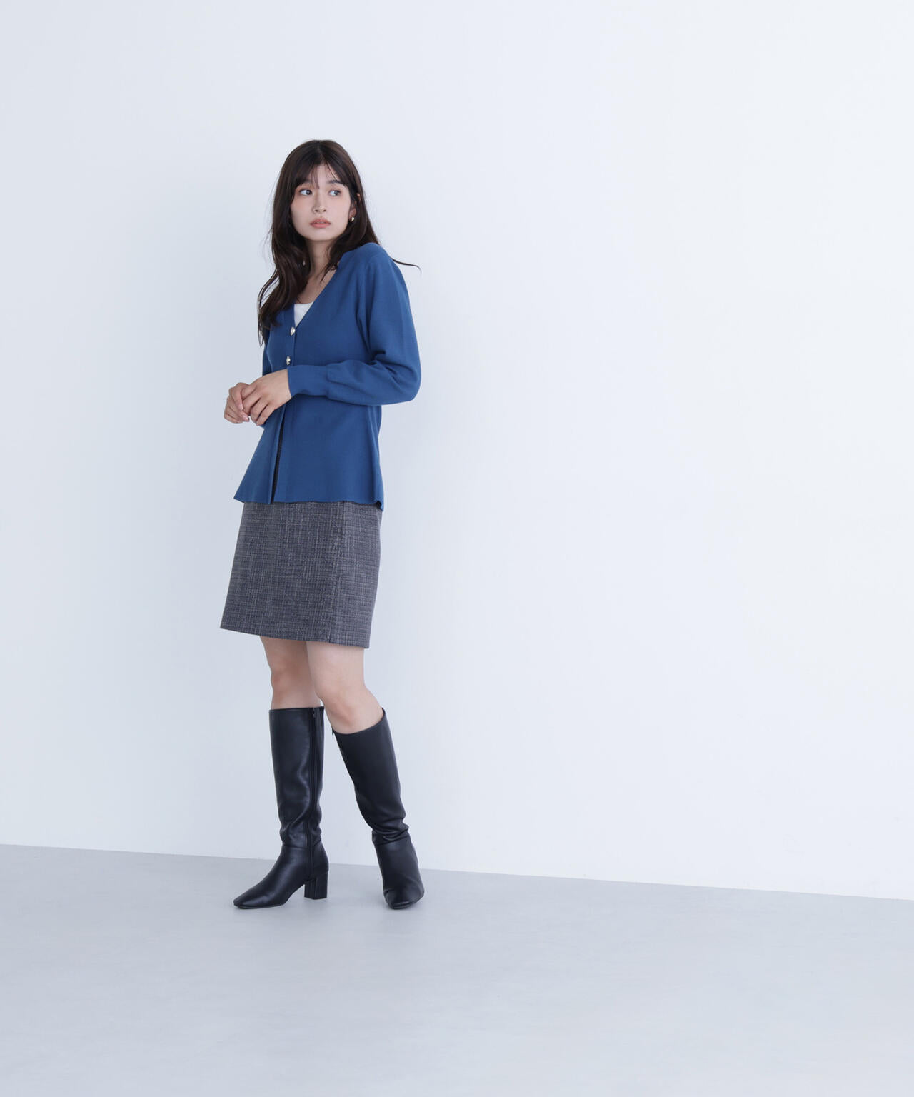 ウエストシェイプスリットカーディガン