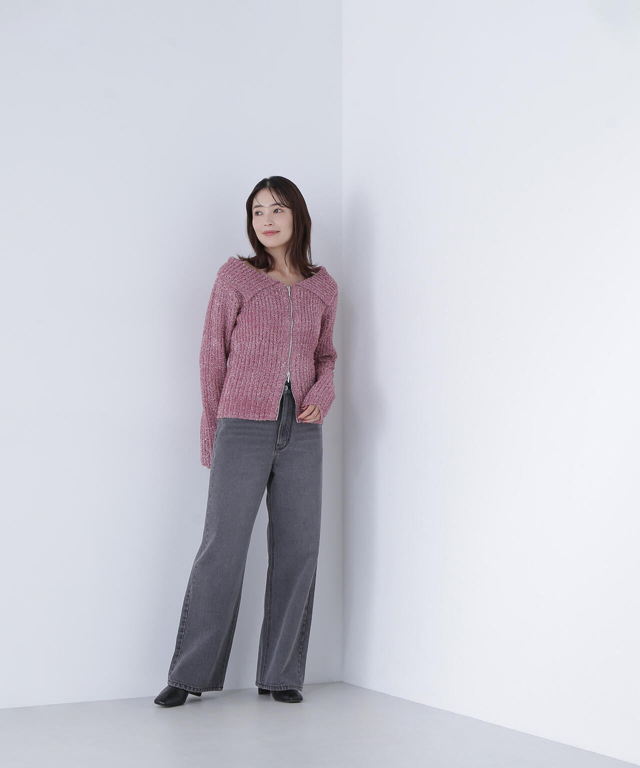 ラメシャギージップニット