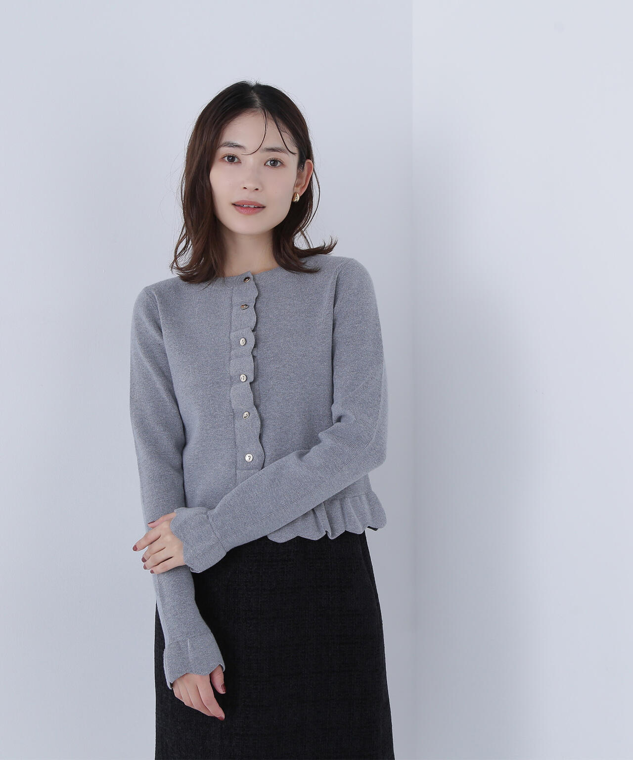 メタルボタンフリルカーディガン