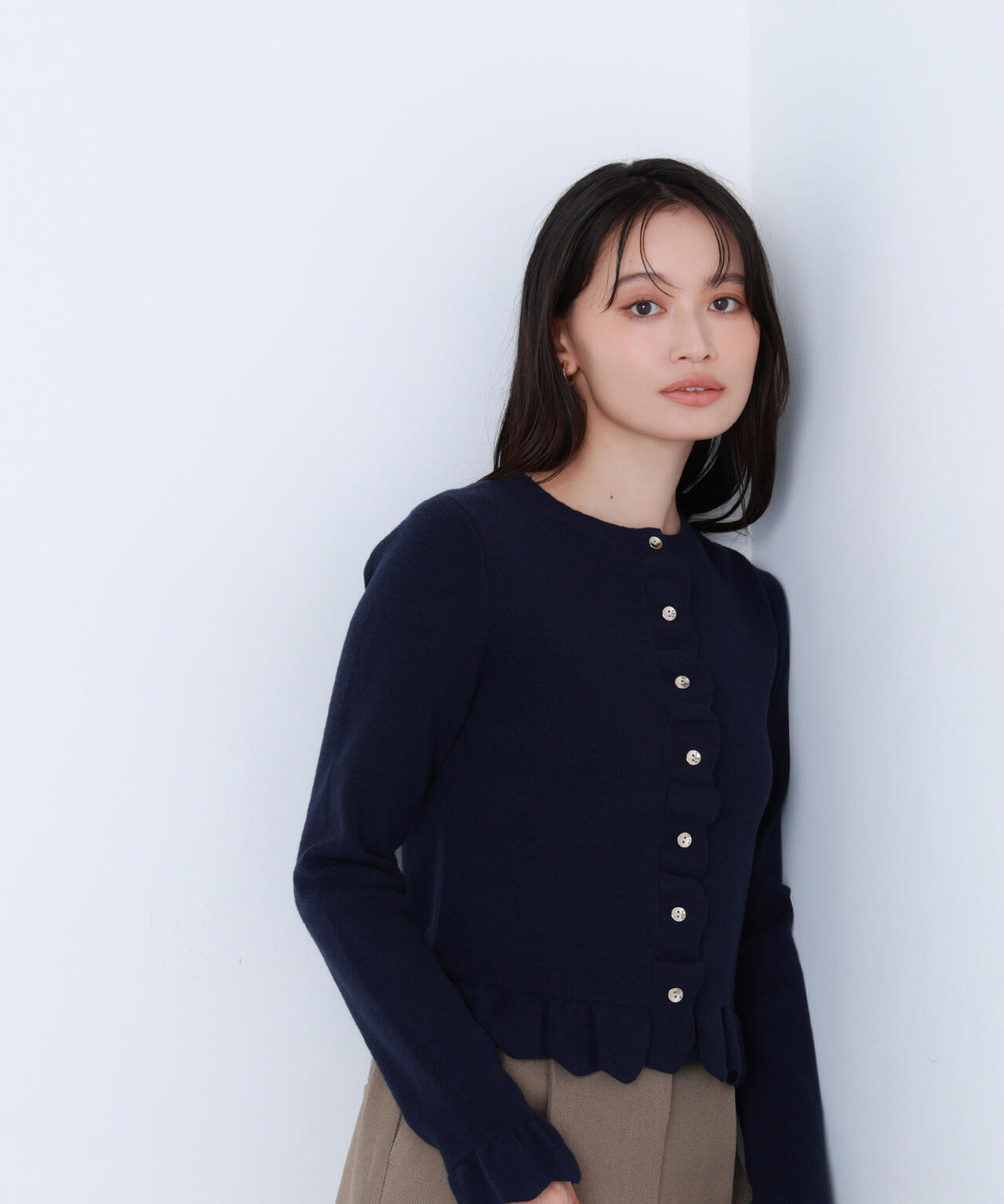 メタルボタンフリルカーディガン | NATURAL BEAUTY BASIC（ナチュラル