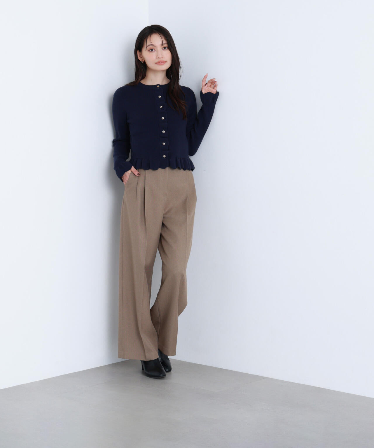 メタルボタンフリルカーディガン | NATURAL BEAUTY BASIC