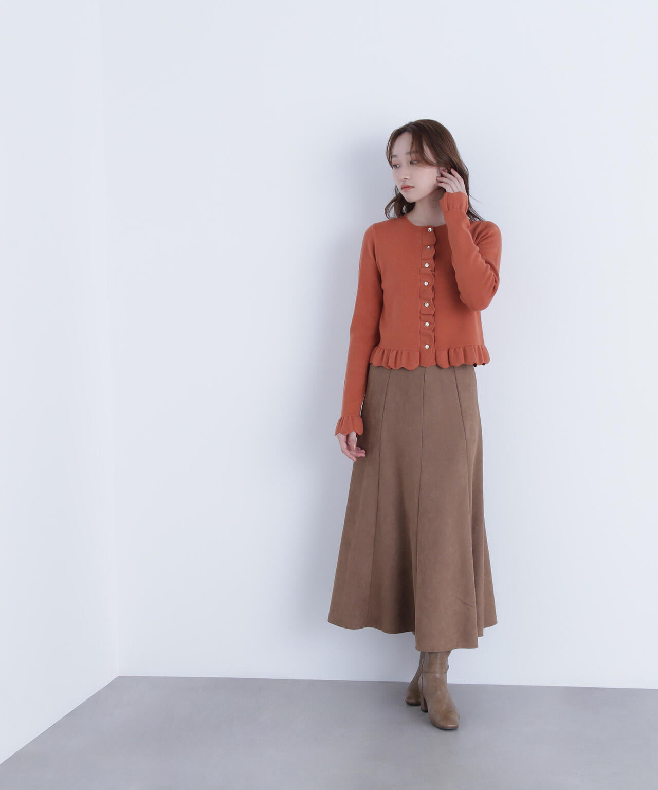 メタルボタンフリルカーディガン