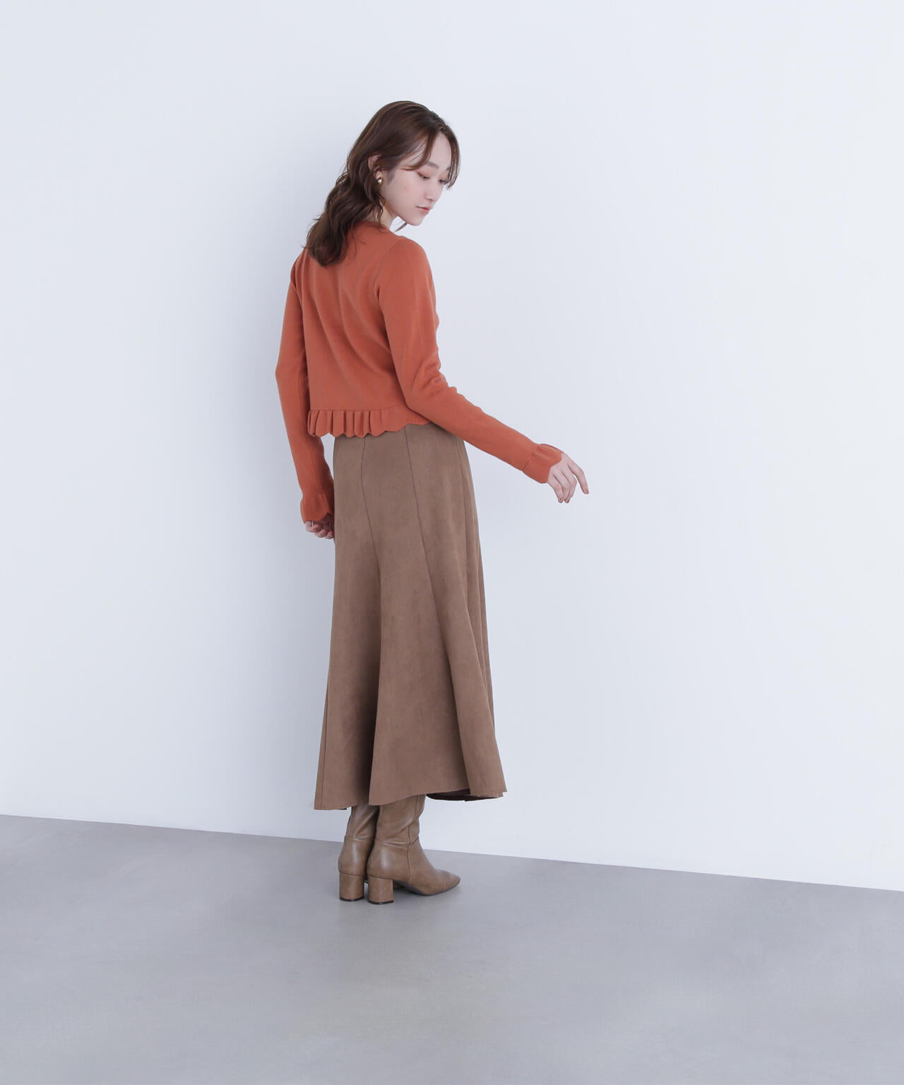 メタルボタンフリルカーディガン