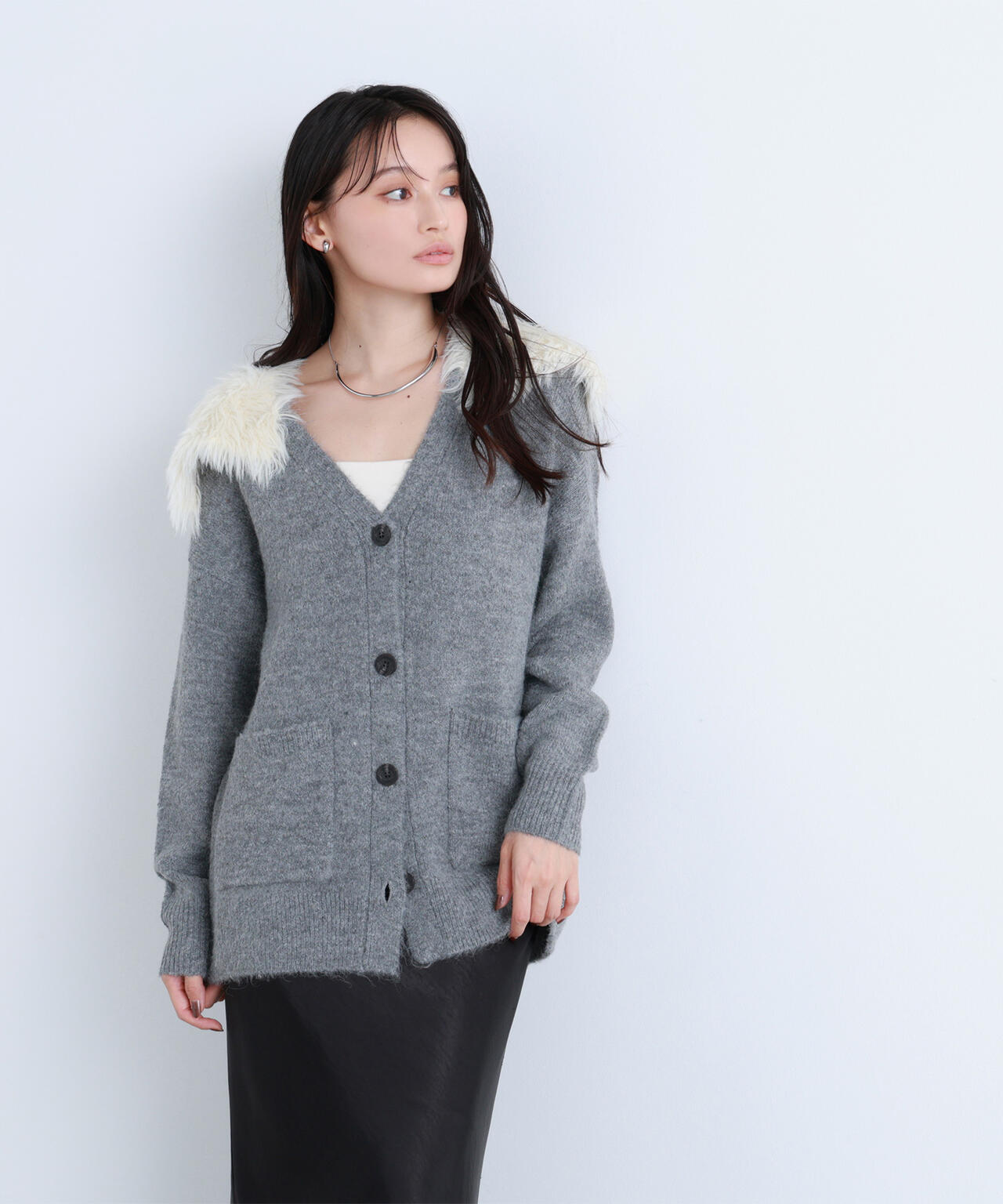 【BLANC】フェイクファー付ボクシーカーディガン