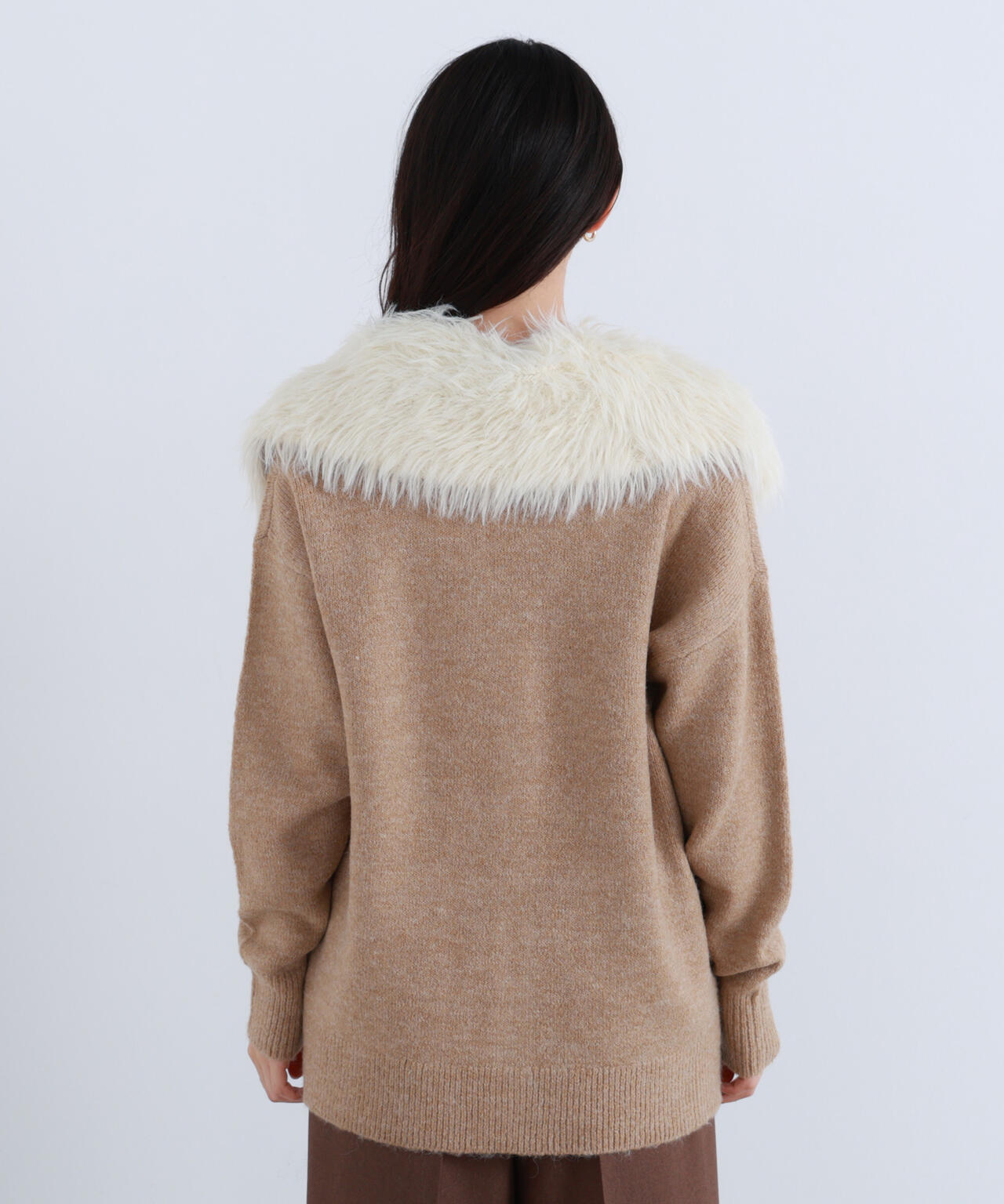 【BLANC】フェイクファー付ボクシーカーディガン