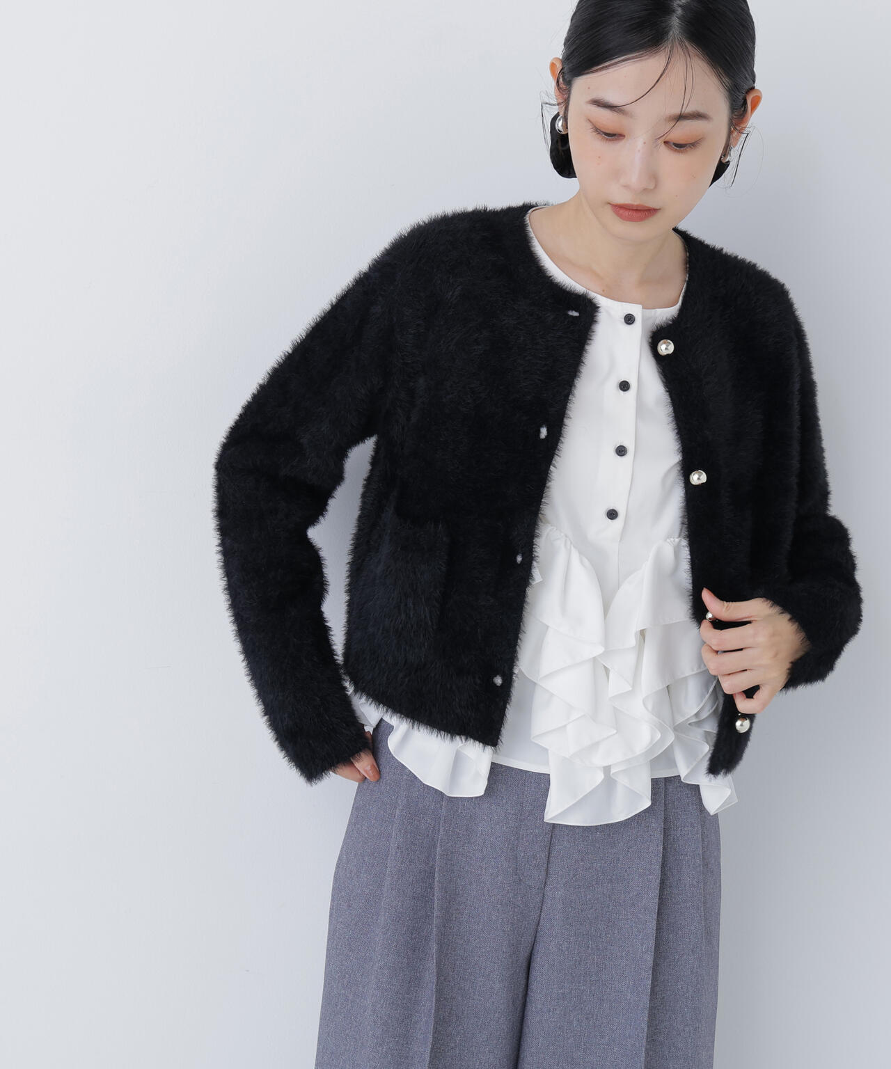 シュシュ　極美品✨ブティック　モスキーノ　ニットジャケット ブティックモスキーノ ニットジャケット 46 - メルカリ