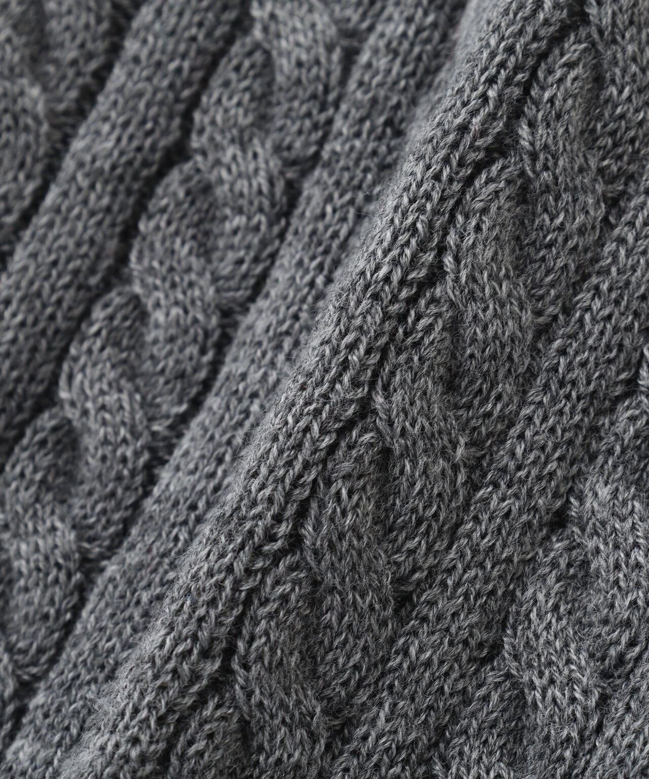 ＜CLASSY. お仕事名品Award 2025＞「トップス賞」【ちょうど、いい服】3シーズン無敵アンサンブル