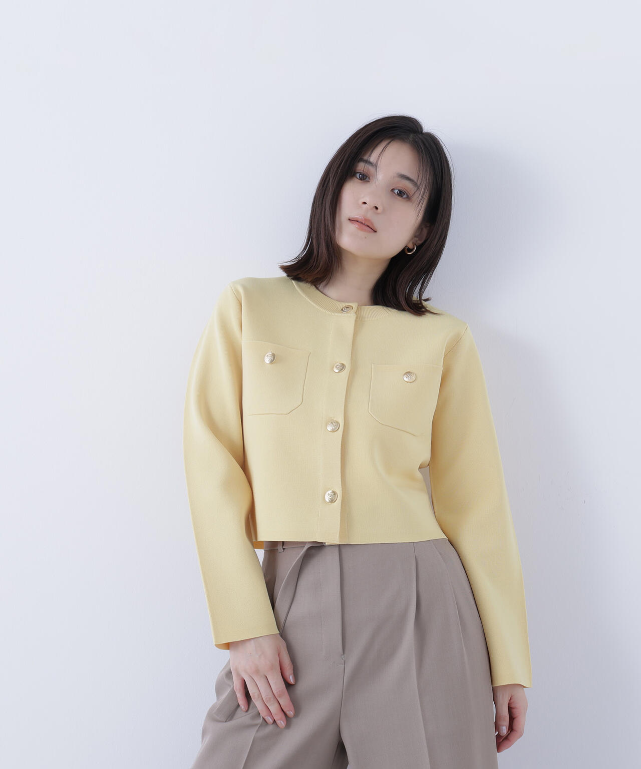 【横浜ジョイナス・mix.tokyo 限定カラー：ダークグリーン】エンブレムボタンニットジャケット