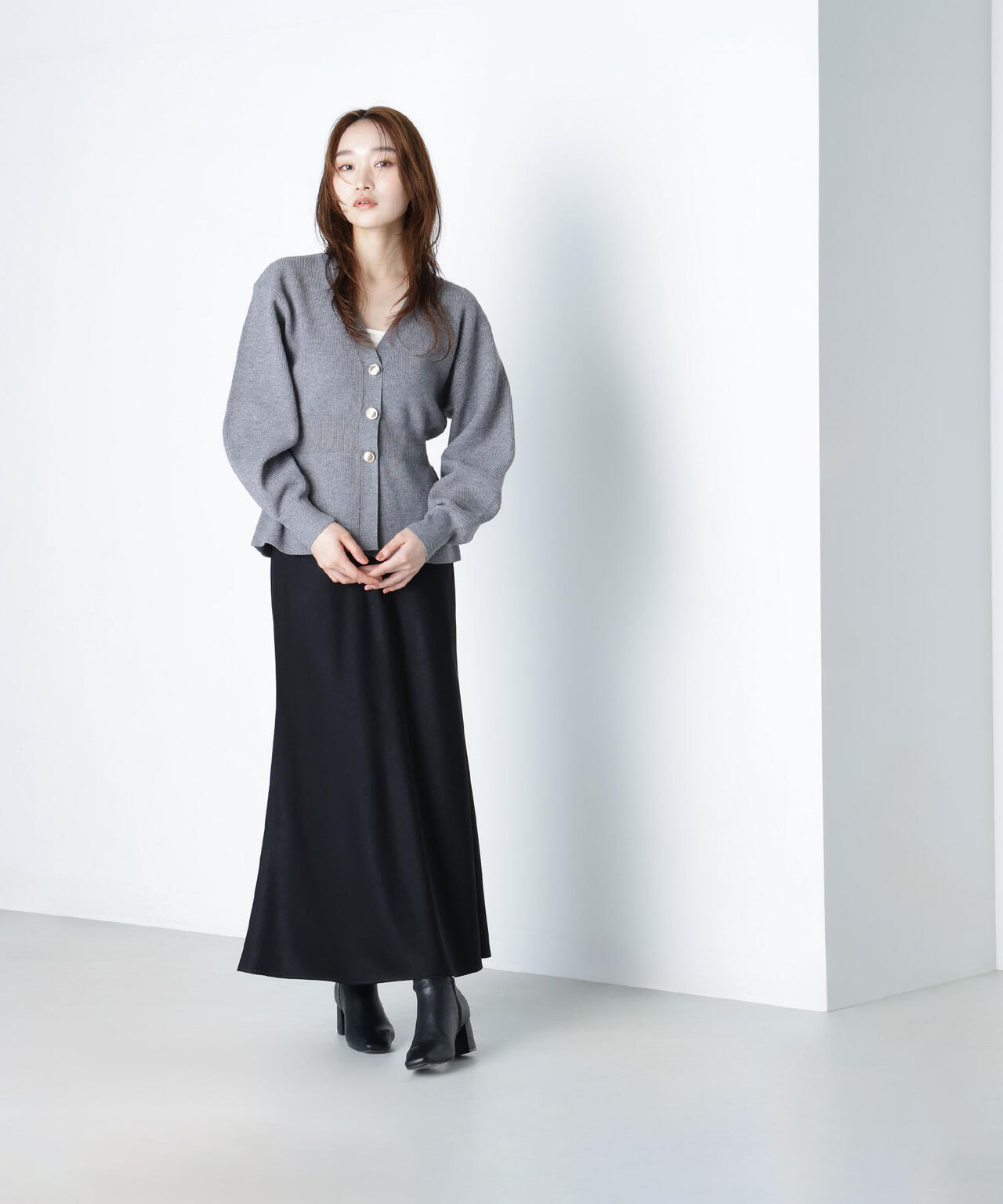 ペプラムフォルムカーディガン | NATURAL BEAUTY BASIC（ナチュラル