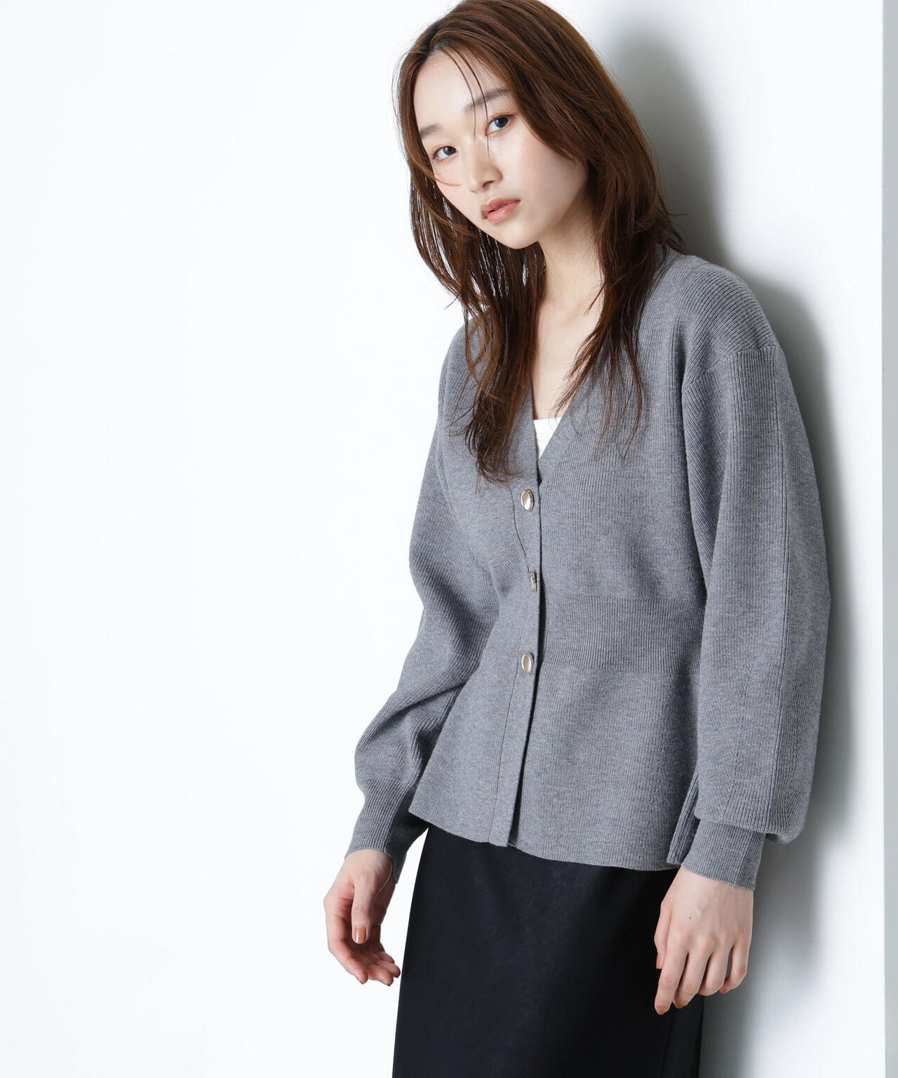 ペプラムフォルムカーディガン