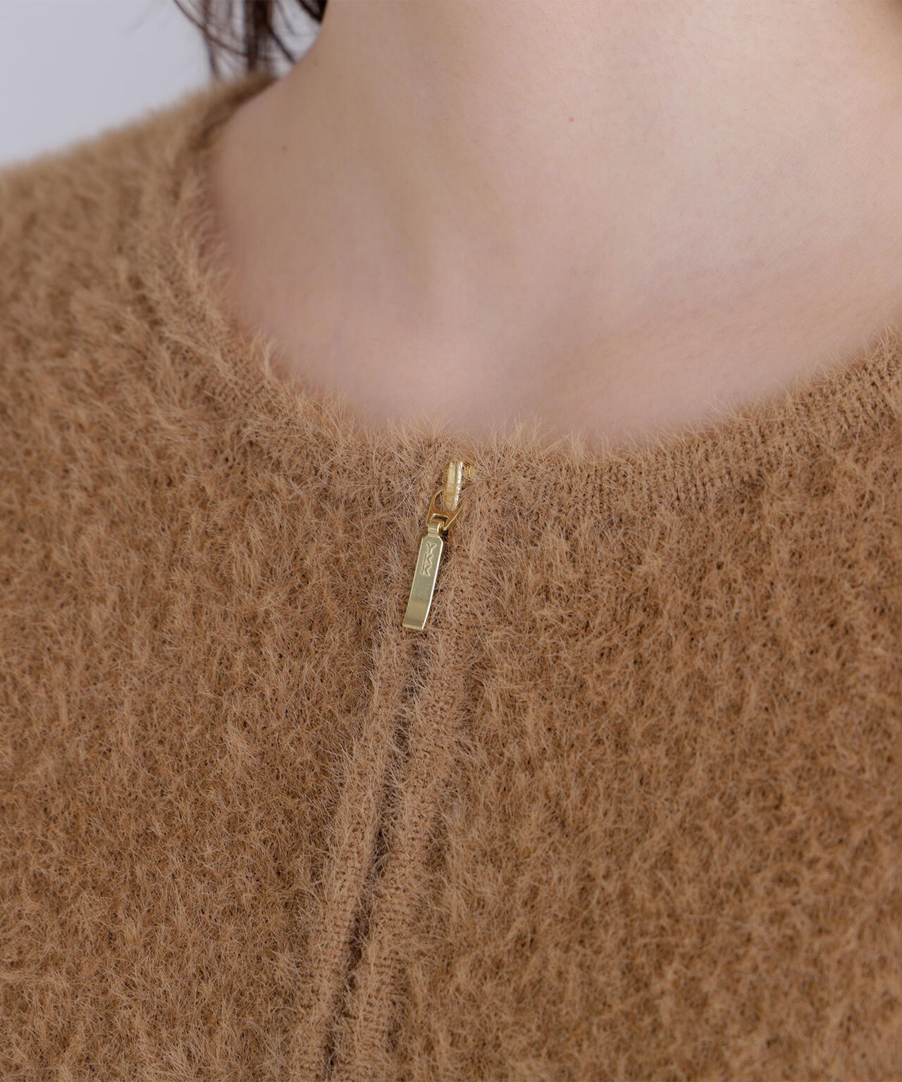 ヘアリージップカーディガン