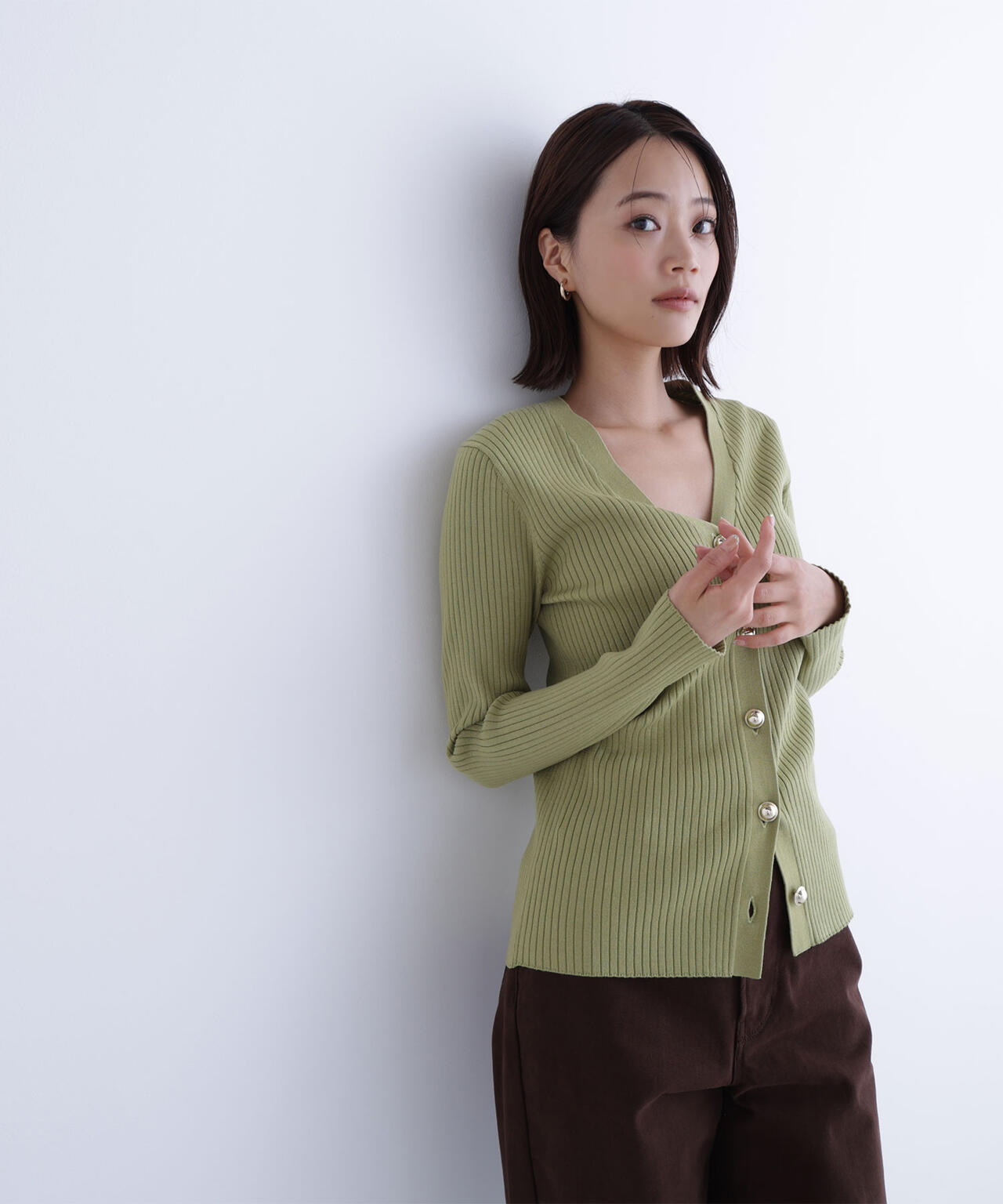 ゴールドボタンリブカーディガン