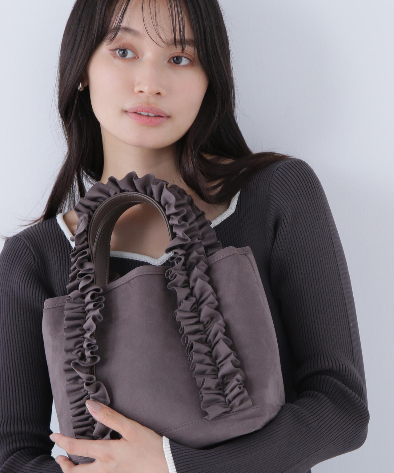 スエードタッチフリフリトートバッグ | NATURAL BEAUTY BASIC