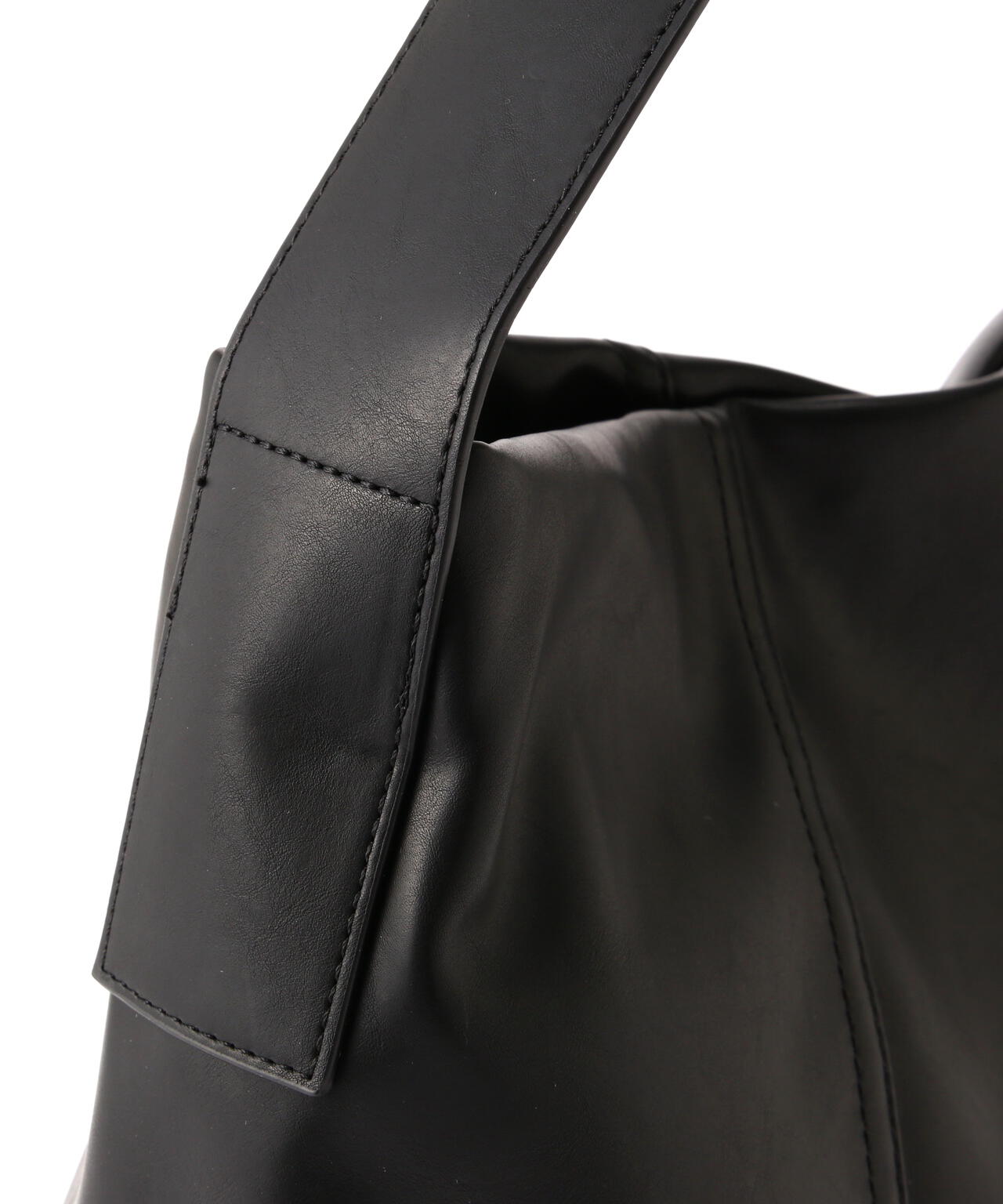 アジャスタブルエイジドショルダーバッグ