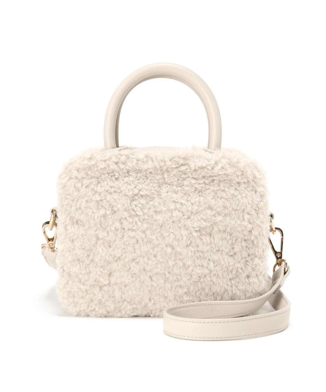 カーリーフェイクファーボクシーショルダーバッグ