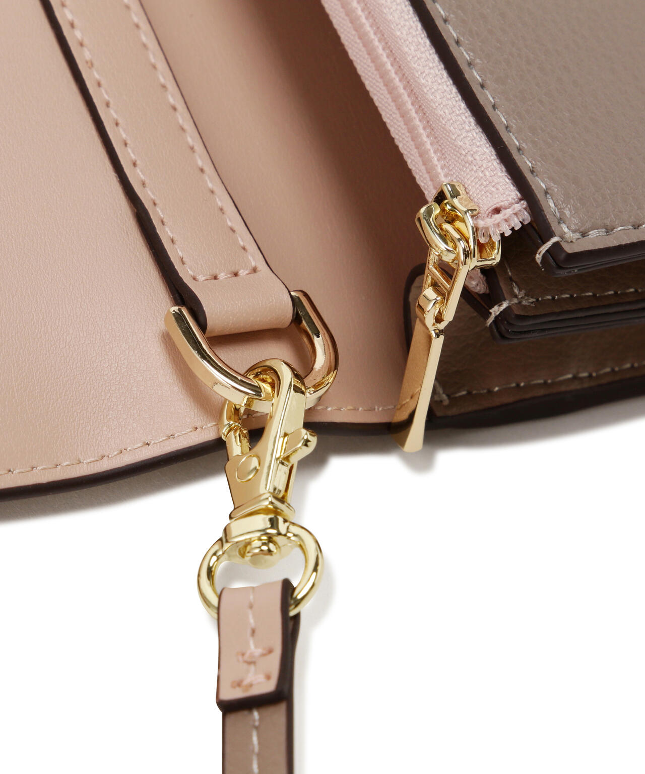 ボウリボンフラグメントケース | NATURAL BEAUTY BASIC（ナチュラル