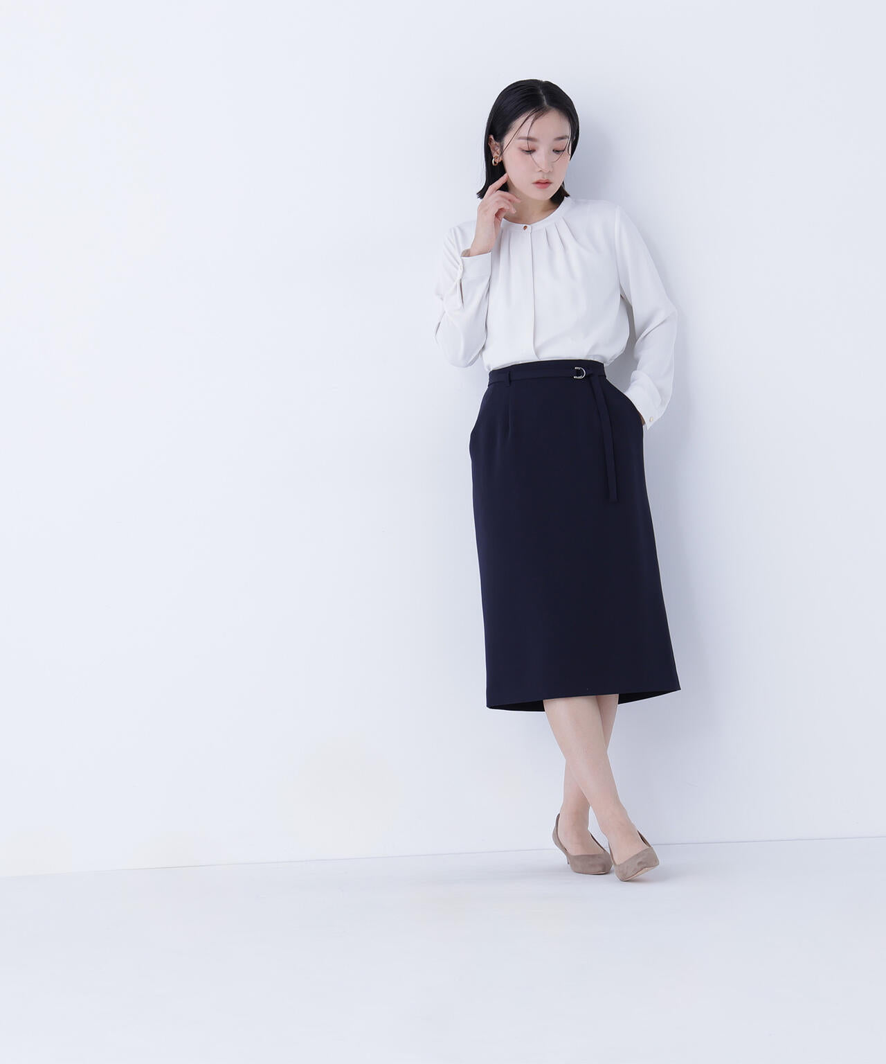 ella-selectshop   フロントタックブラウス　本日発送可能！ フロントタックブラウス｜is amulet.公式通販サイト