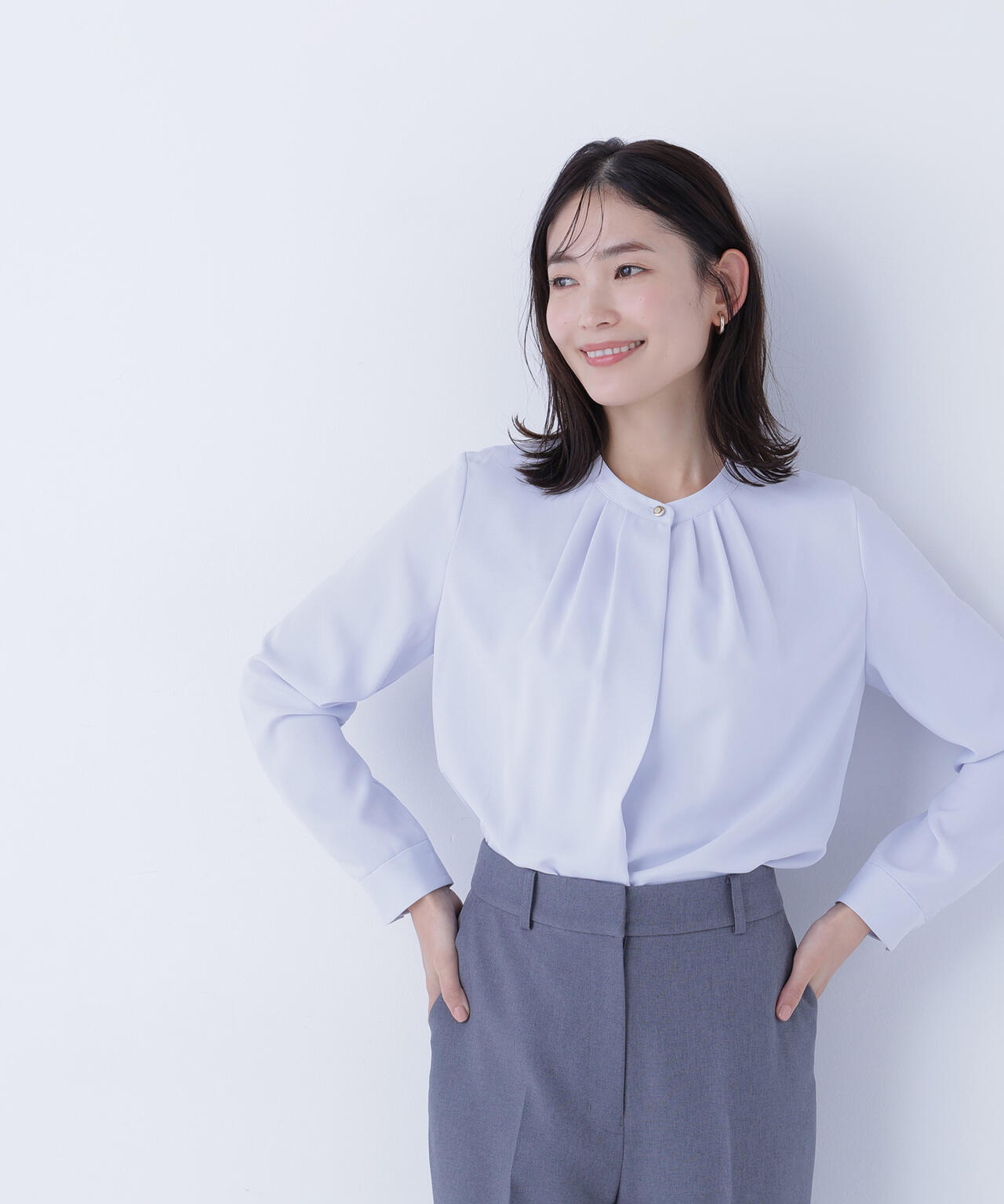 ナチュラルビューティーベーシック フロントタックブラウス | NATURAL BEAUTY BASIC（ナチュラル